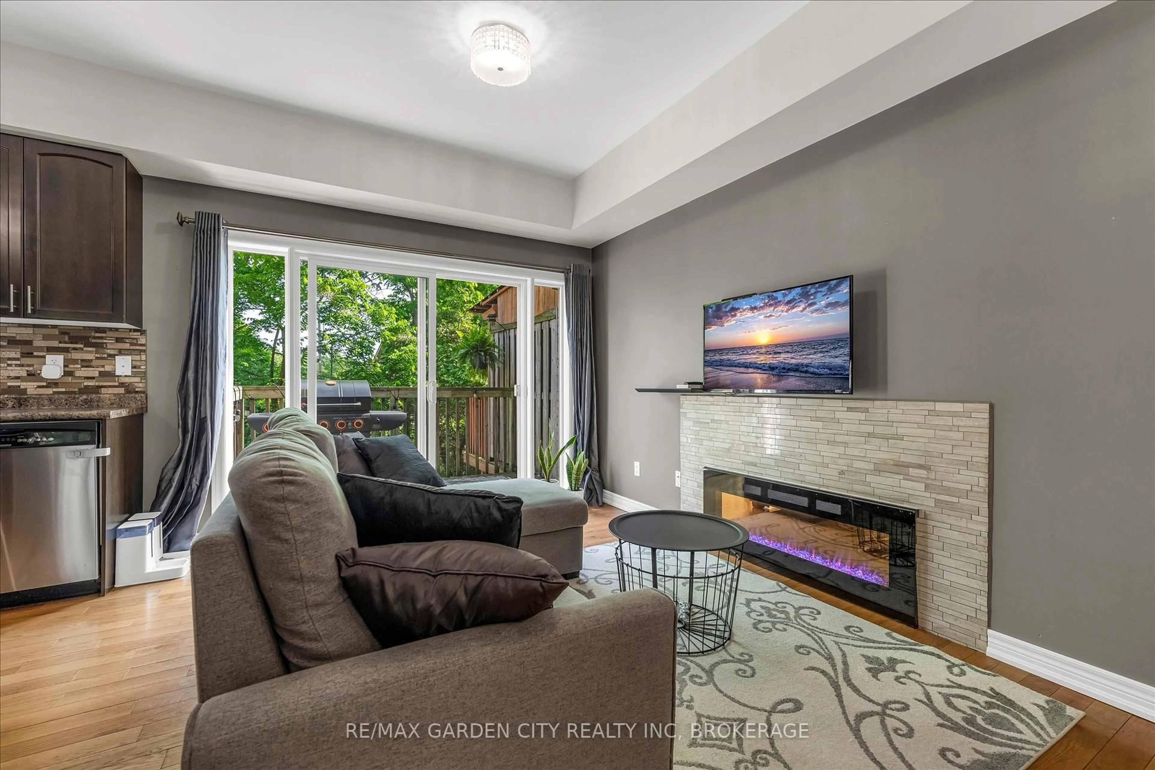 Living room with furniture, unknown for 12 CHLOE St, St. Catharines Ontario L2P 0A6