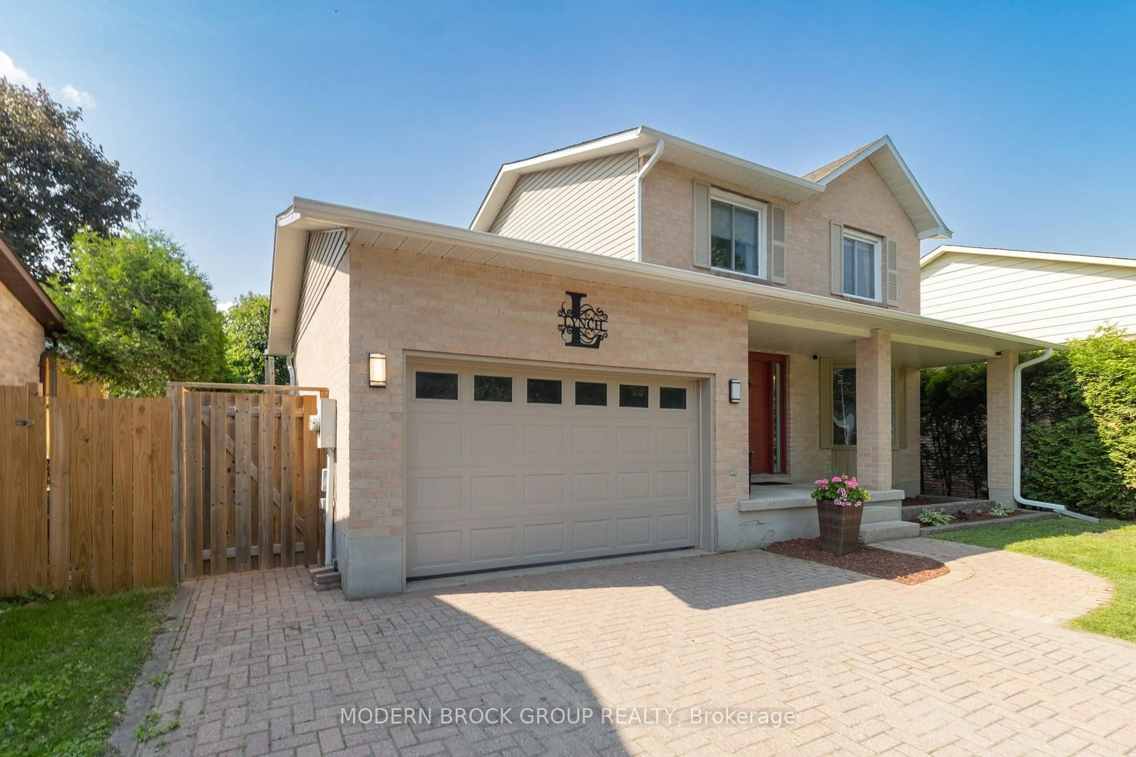 Home with brick exterior material, street for 174 Row Pl, Brockville Ontario K6V 6V2