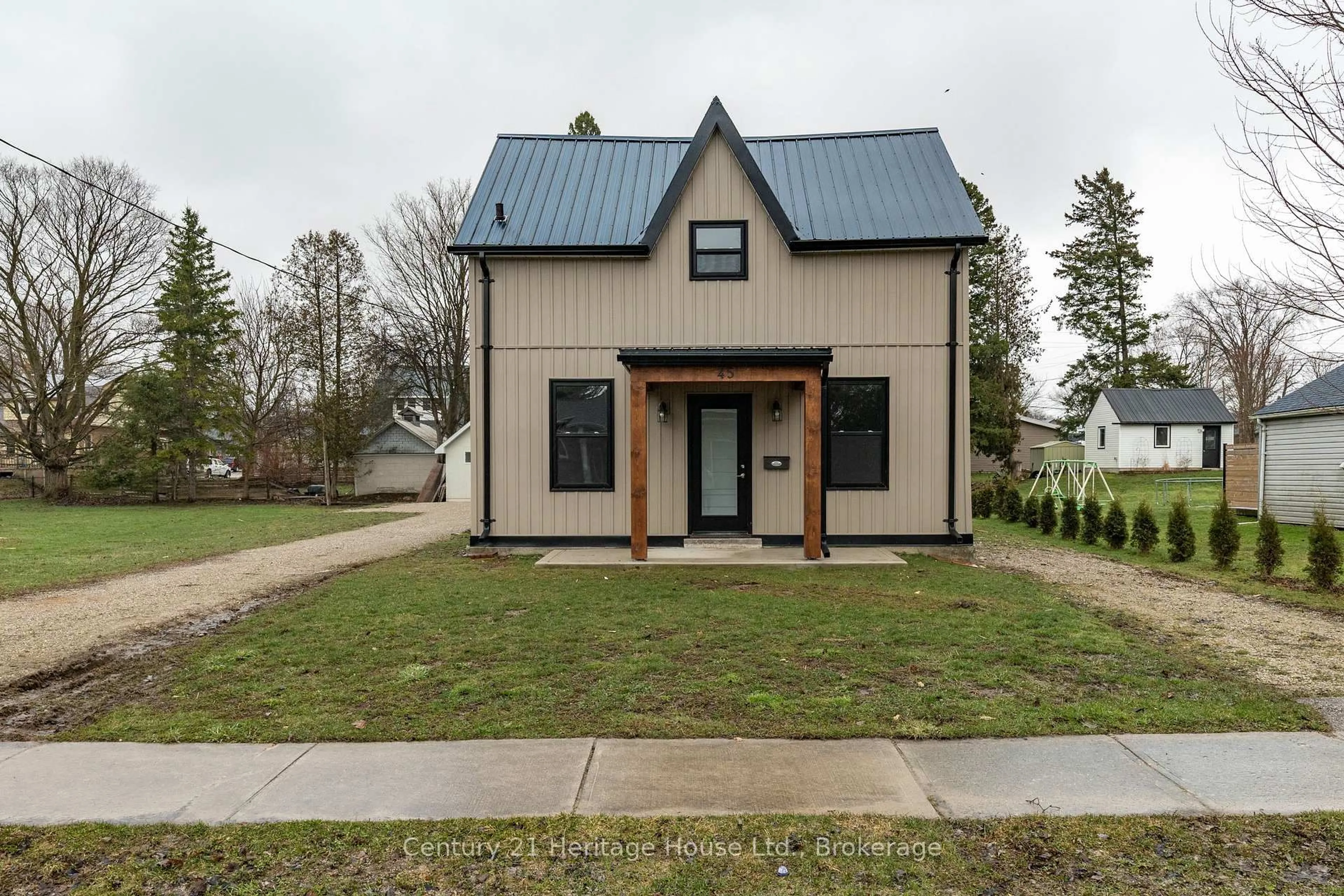 Unknown for 45 Brownlee St, South Bruce Ontario N0G 2S0