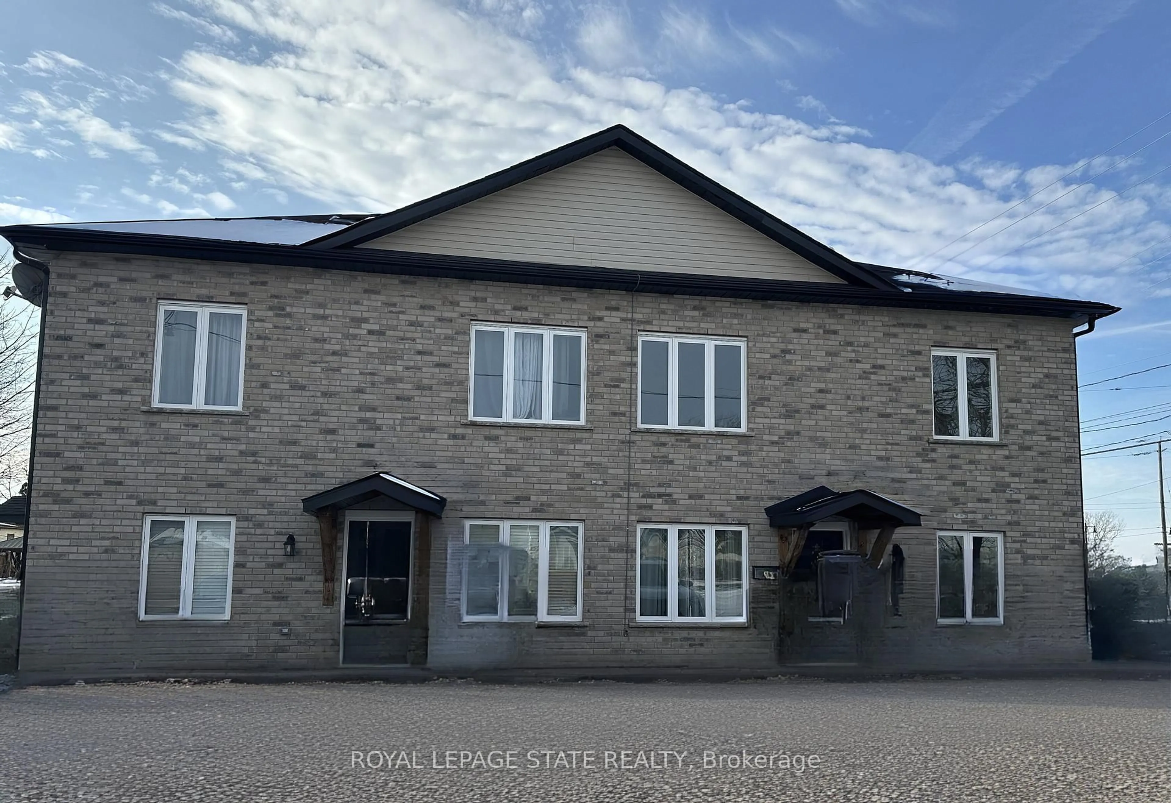 A pic from outside/outdoor area/front of a property/back of a property/a pic from drone, building for 248 Port Colborne Dr, Port Colborne Ontario L3B 3M9