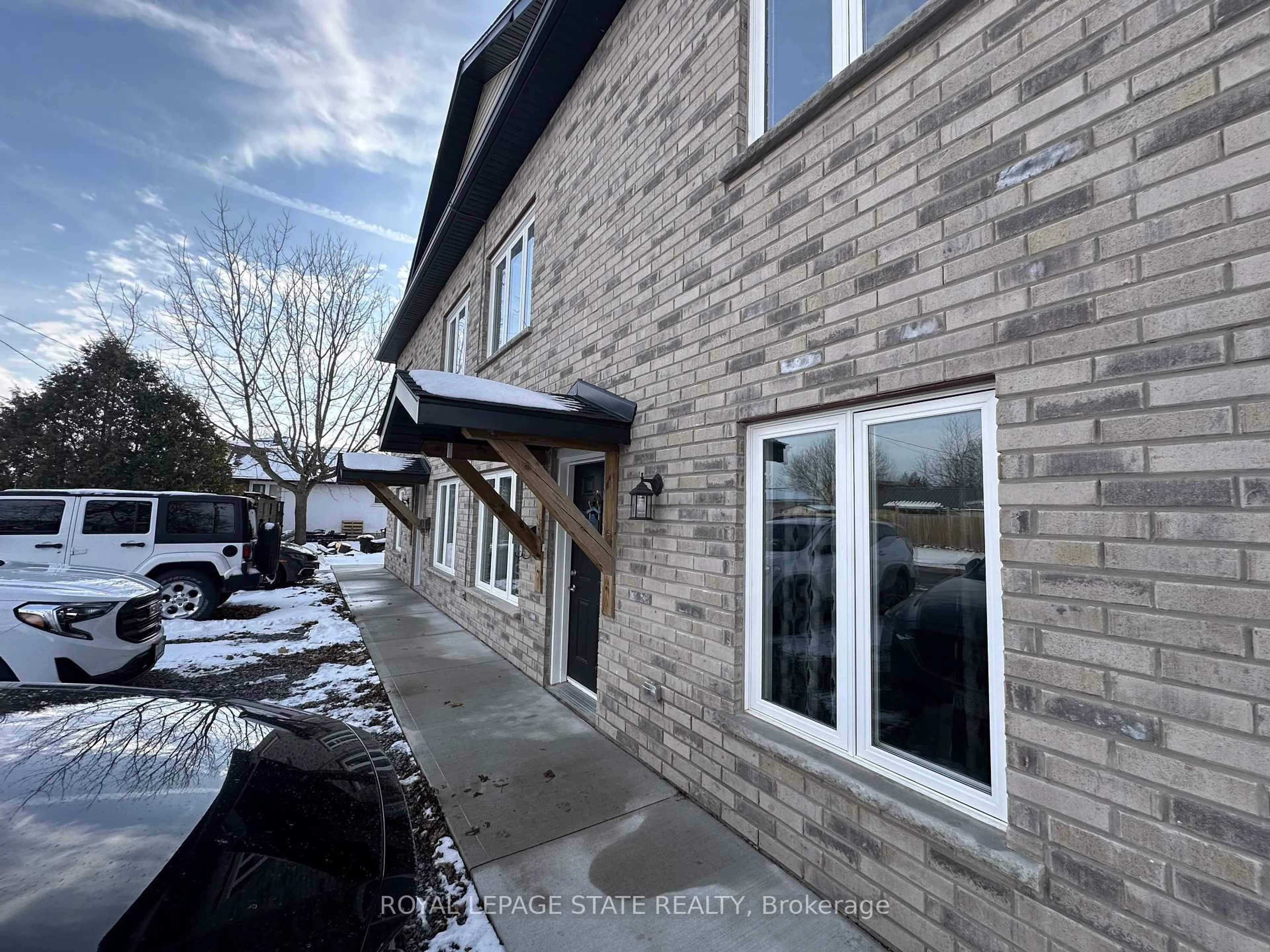 Unknown for 248 Port Colborne Dr, Port Colborne Ontario L3B 3M9