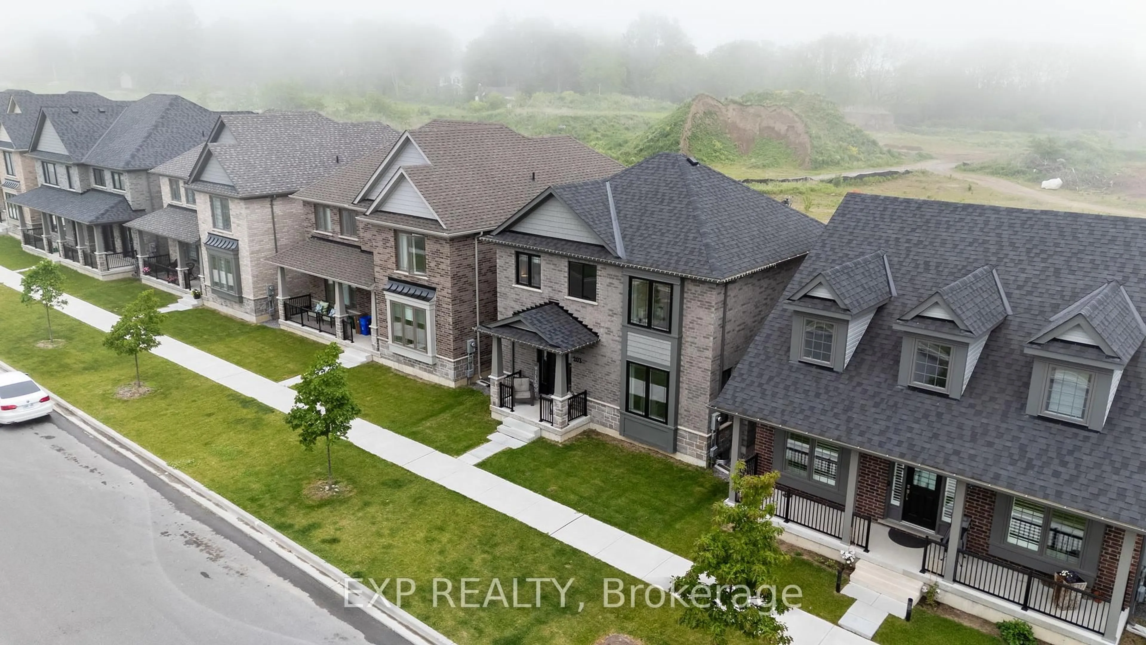 A pic from outside/outdoor area/front of a property/back of a property/a pic from drone, mountain view for 203 Strachan St, Port Hope Ontario L1A 0E6