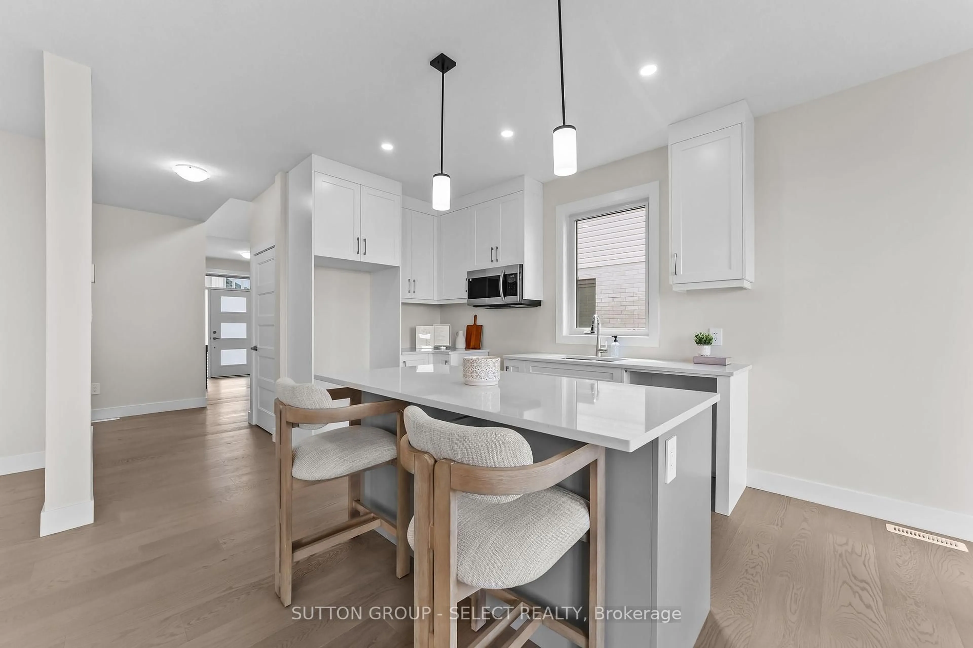 Open concept kitchen, unknown for 7966 FALLON Dr #9, Lucan Biddulph Ontario N0M 1V0