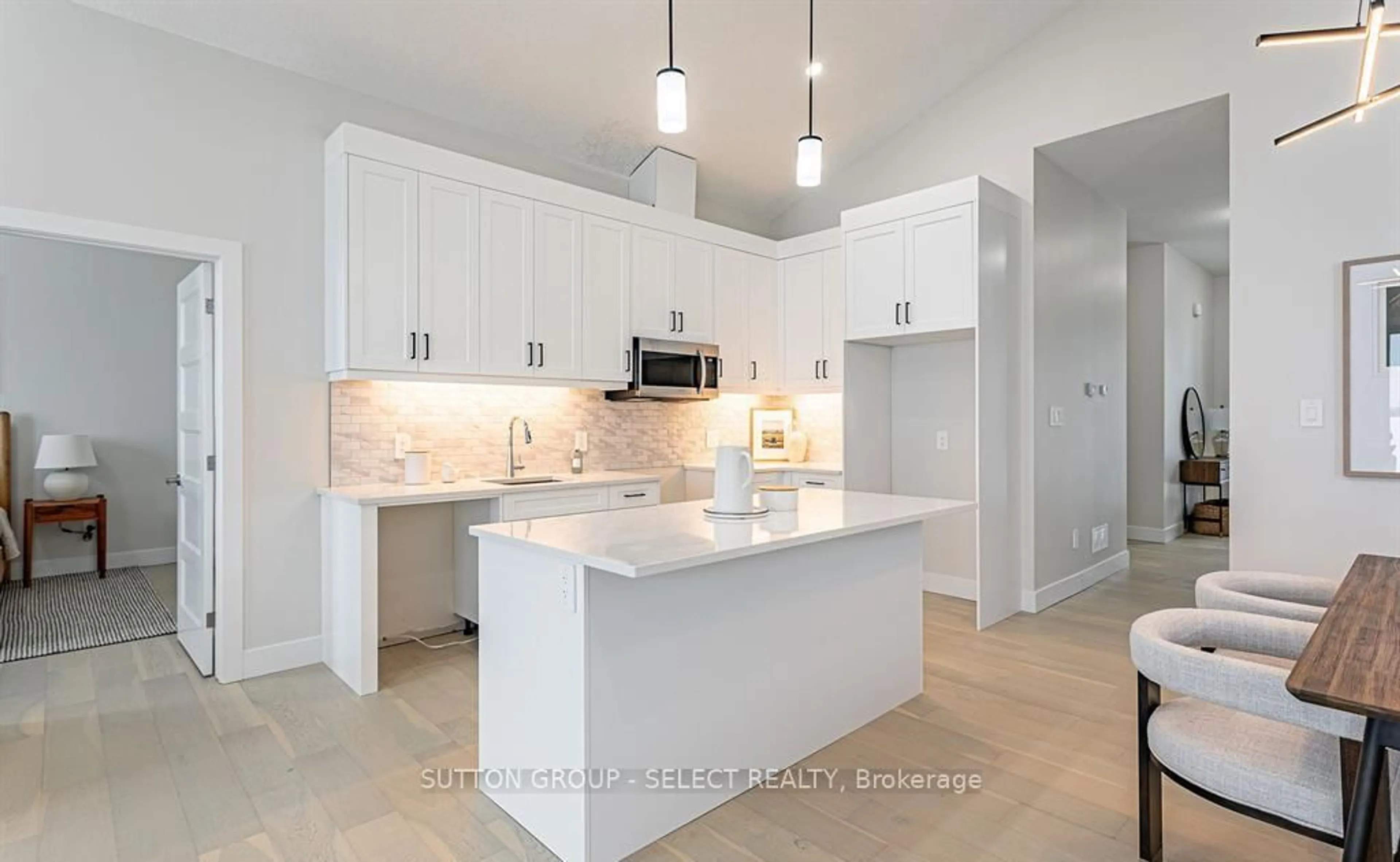 Open concept kitchen, ceramic/tile floor for 7966 FALLON Dr #19, Lucan Biddulph Ontario N0M 1V0