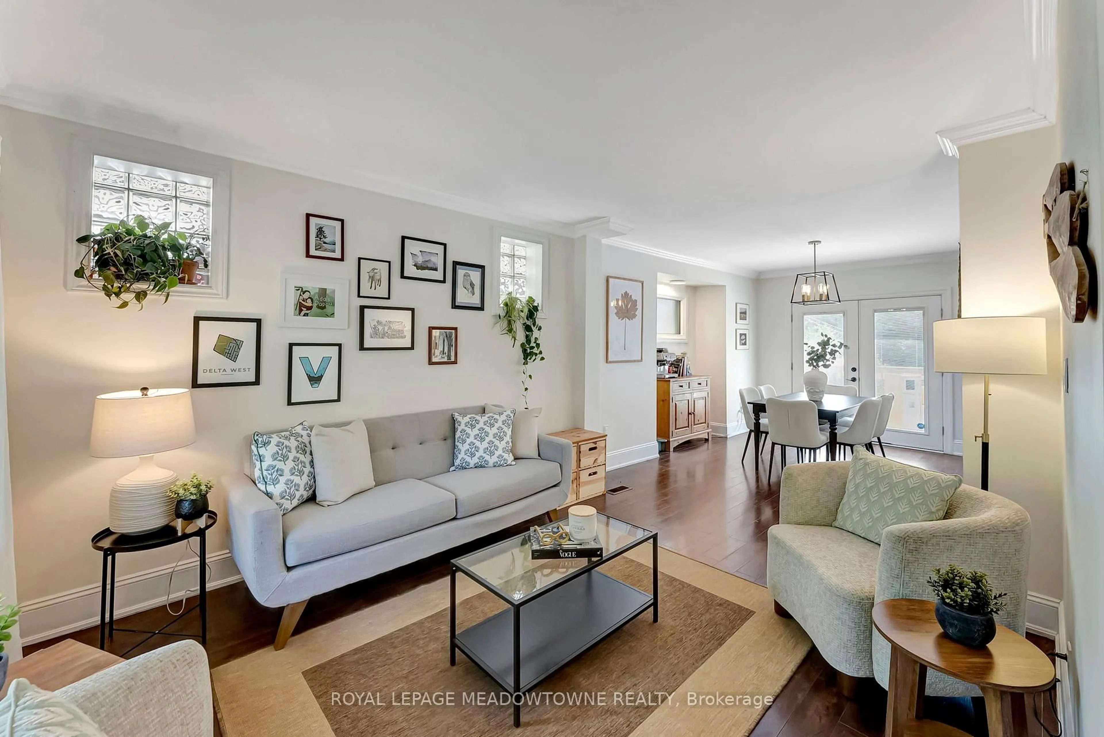 Living room with furniture, unknown for 201 Rothsay Ave, Hamilton Ontario L8M 3G6