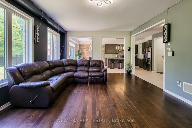 Additional property image - 65 Cactus Cres