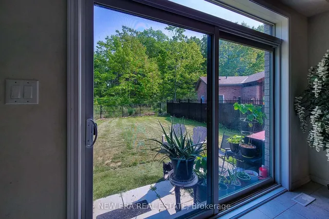 Additional property image - 65 Cactus Cres
