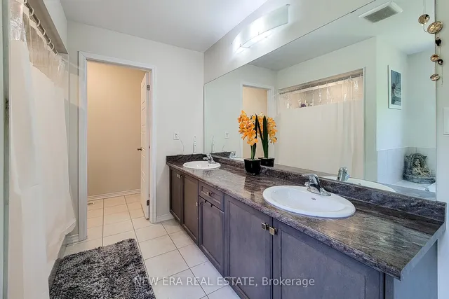 Additional property image - 65 Cactus Cres