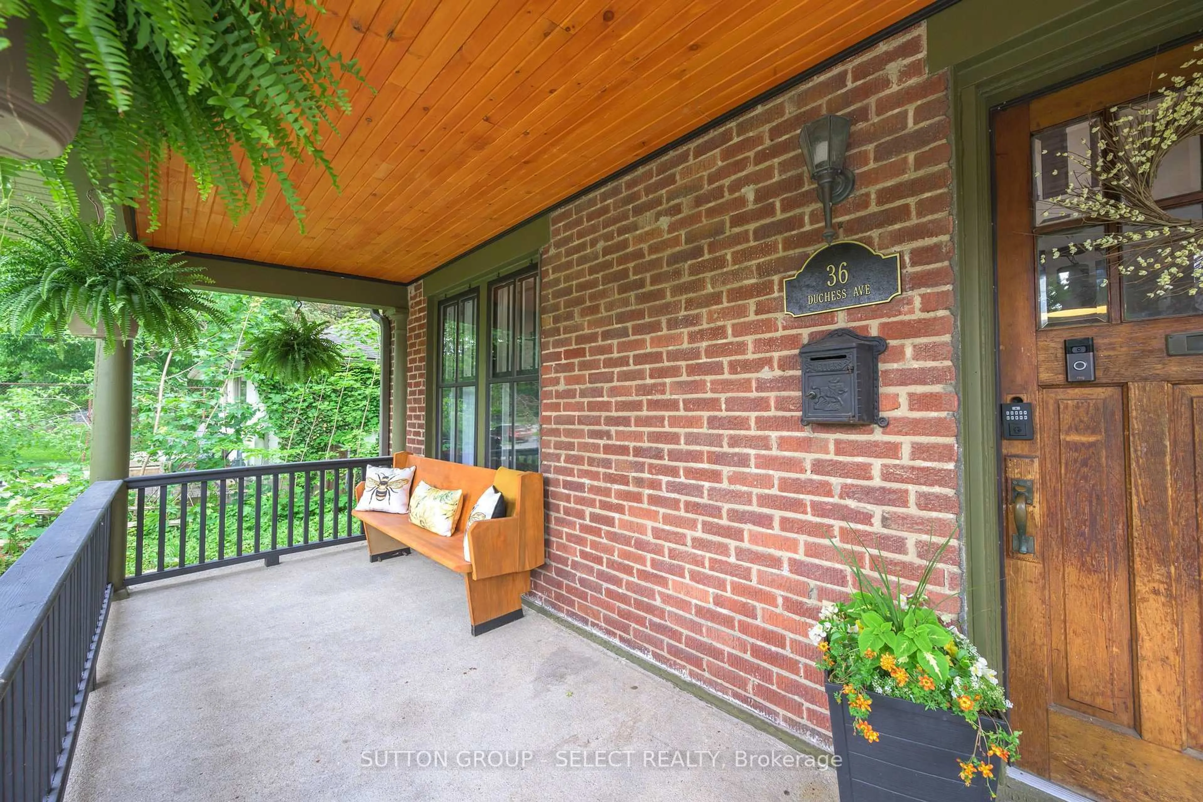 Patio, street for 36 Duchess Ave, London South Ontario N6C 1N2