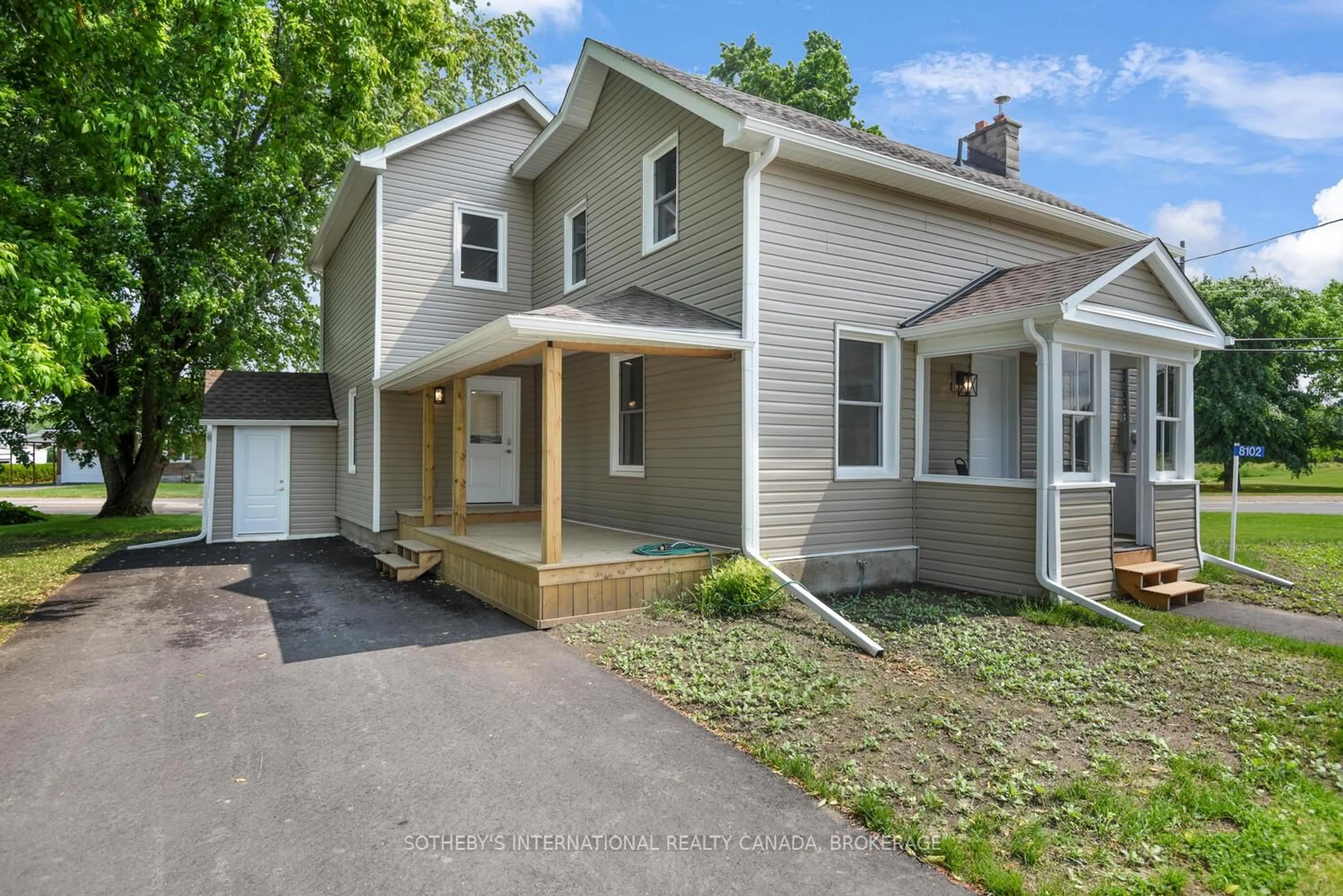 Unknown for 8102 Mill St, Augusta Ontario K0G 1R0