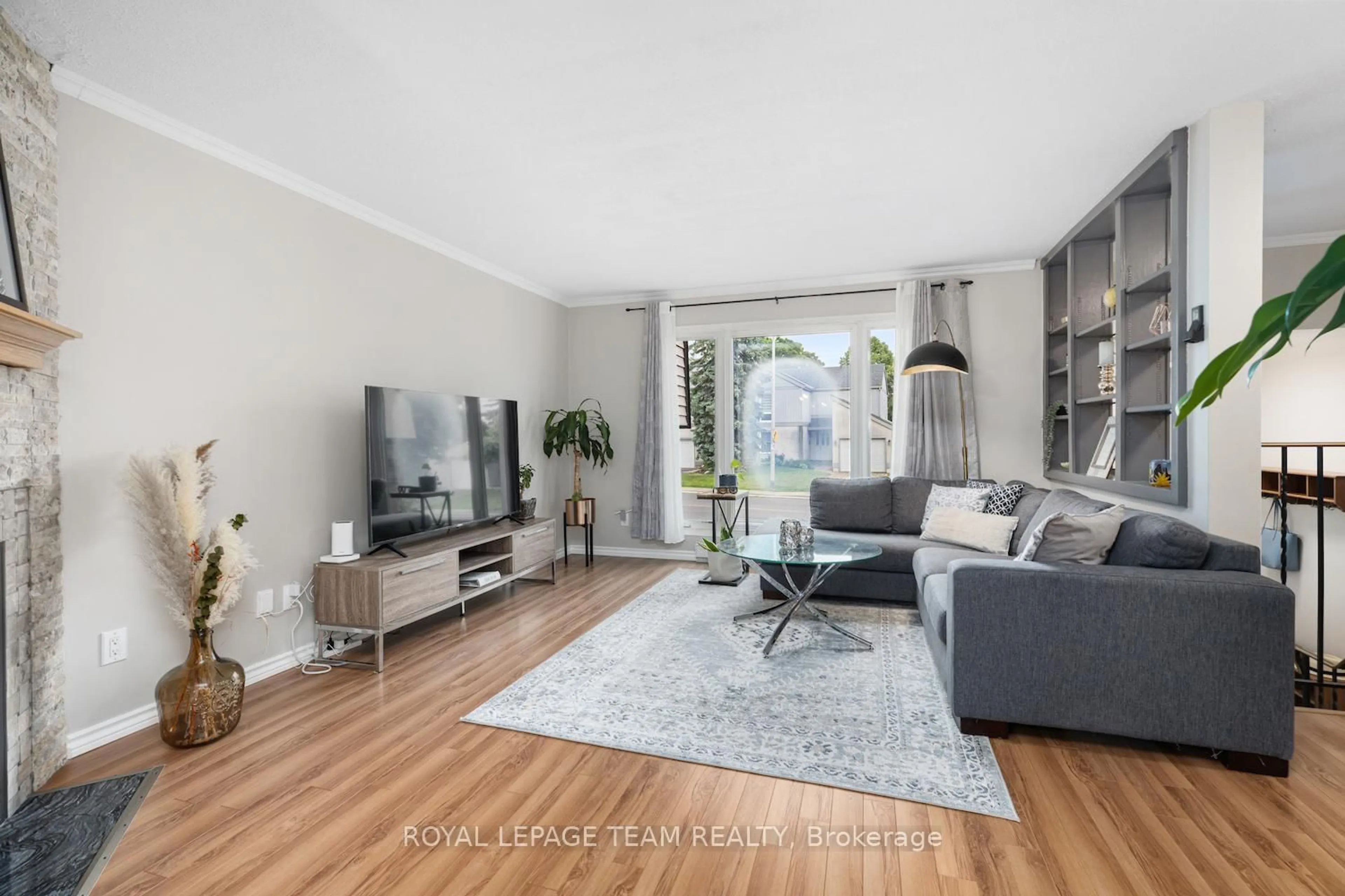 Living room with furniture, unknown for 51 Westcliffe Rd, Nepean Ontario K2H 8A3