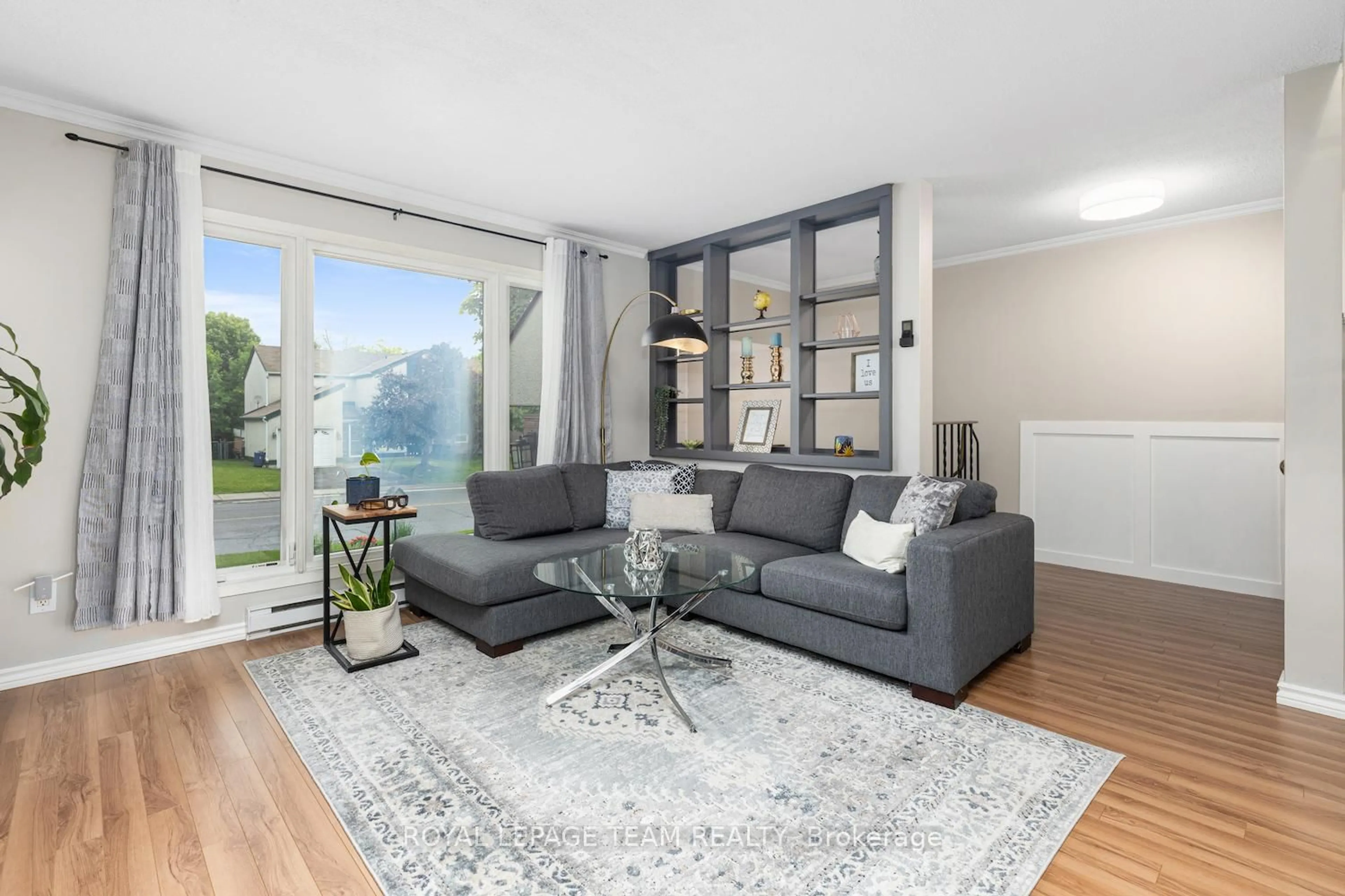 Living room with furniture, unknown for 51 Westcliffe Rd, Nepean Ontario K2H 8A3