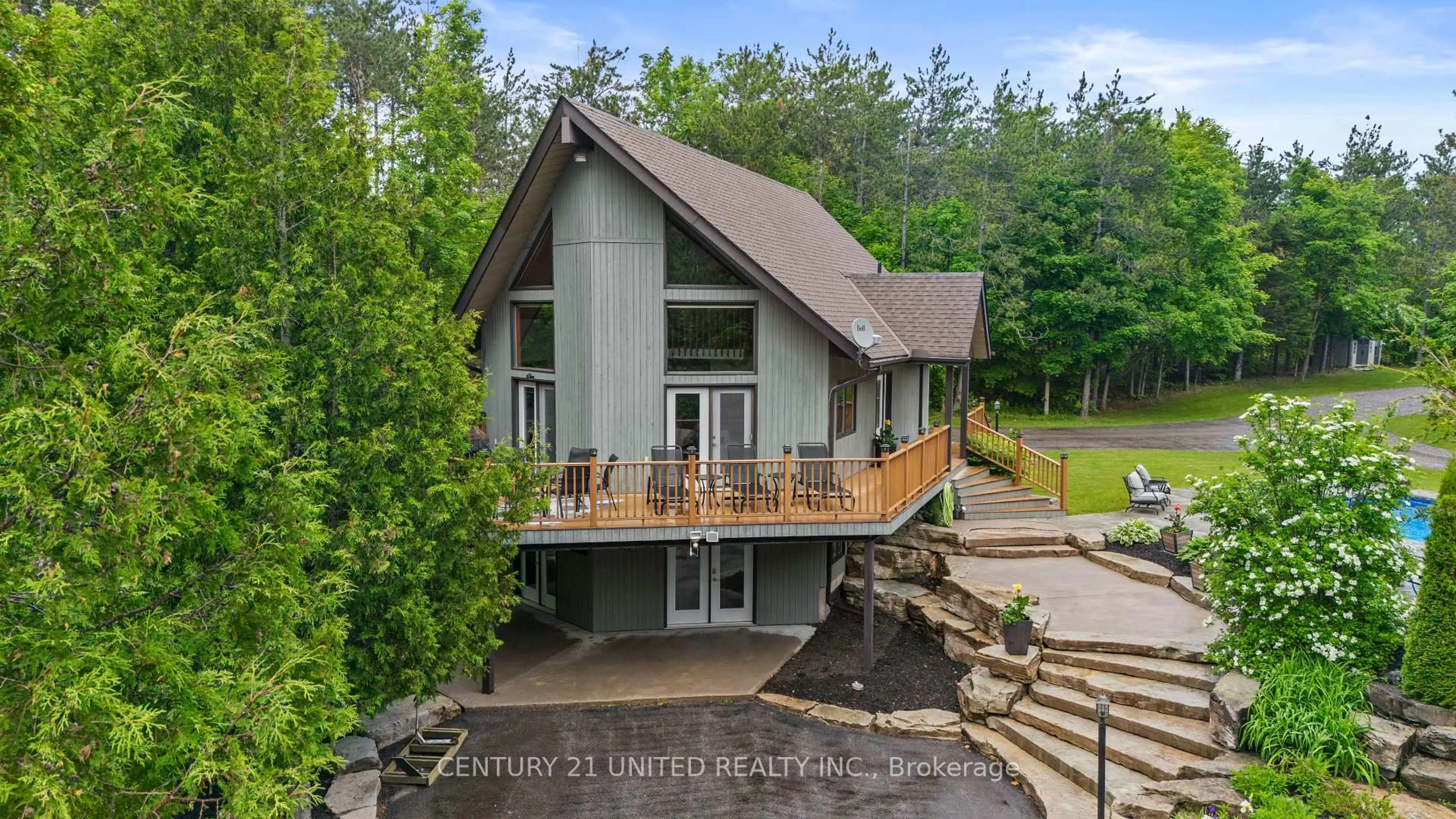 A pic from outside/outdoor area/front of a property/back of a property/a pic from drone, unknown for 113 Sugarbush Blvd, Trent Lakes Ontario K0L 1J0