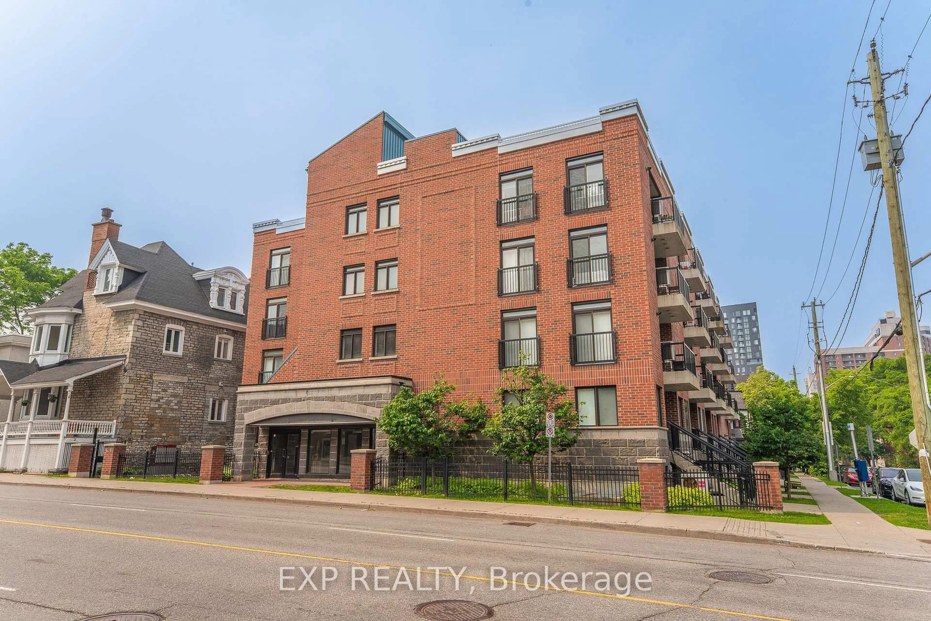 Unknown for 456 King Edward Ave #403, Ottawa Ontario K1N 0B4
