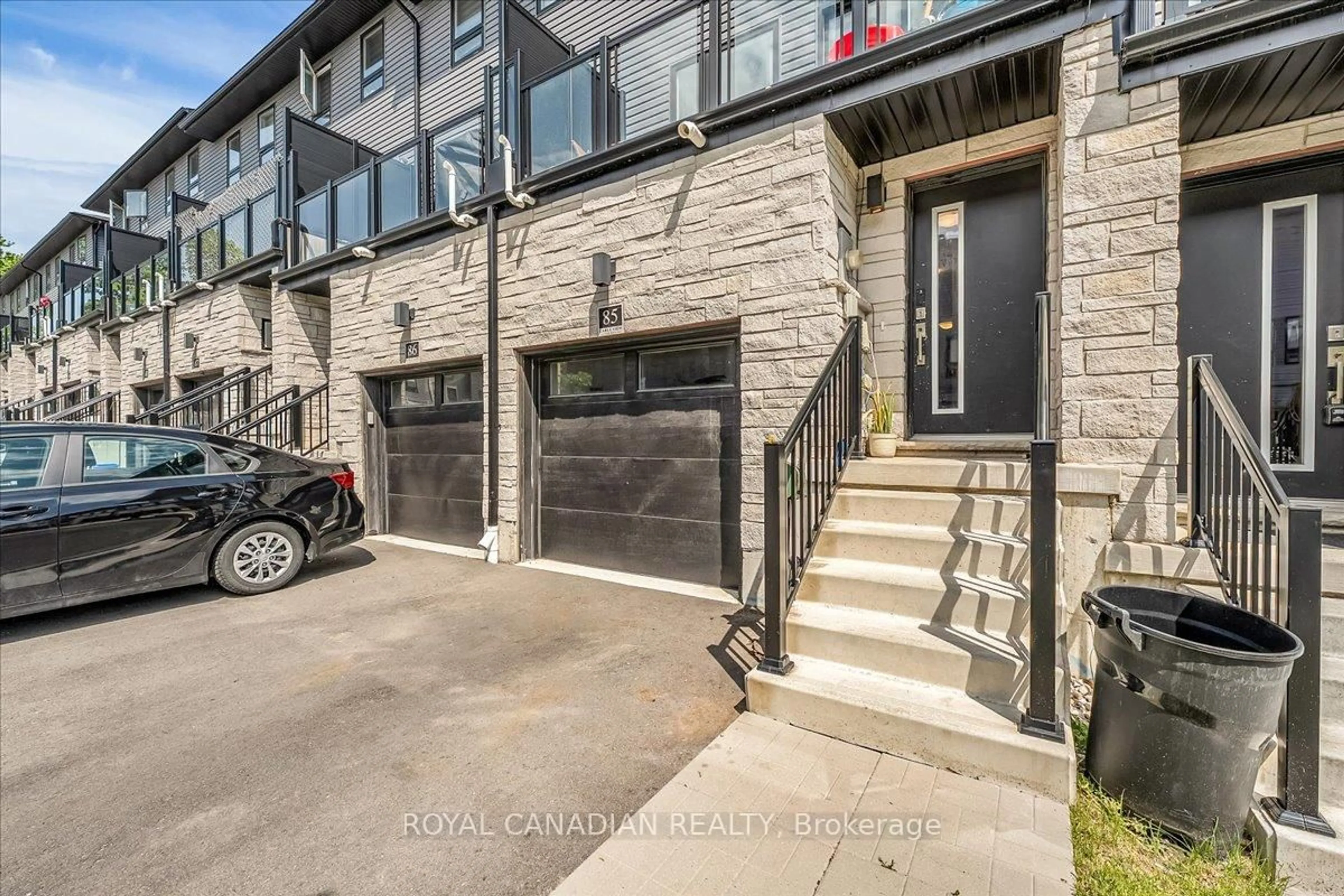 Unknown for 51 SPARROW Ave #85, Cambridge Ontario N1T 0E5