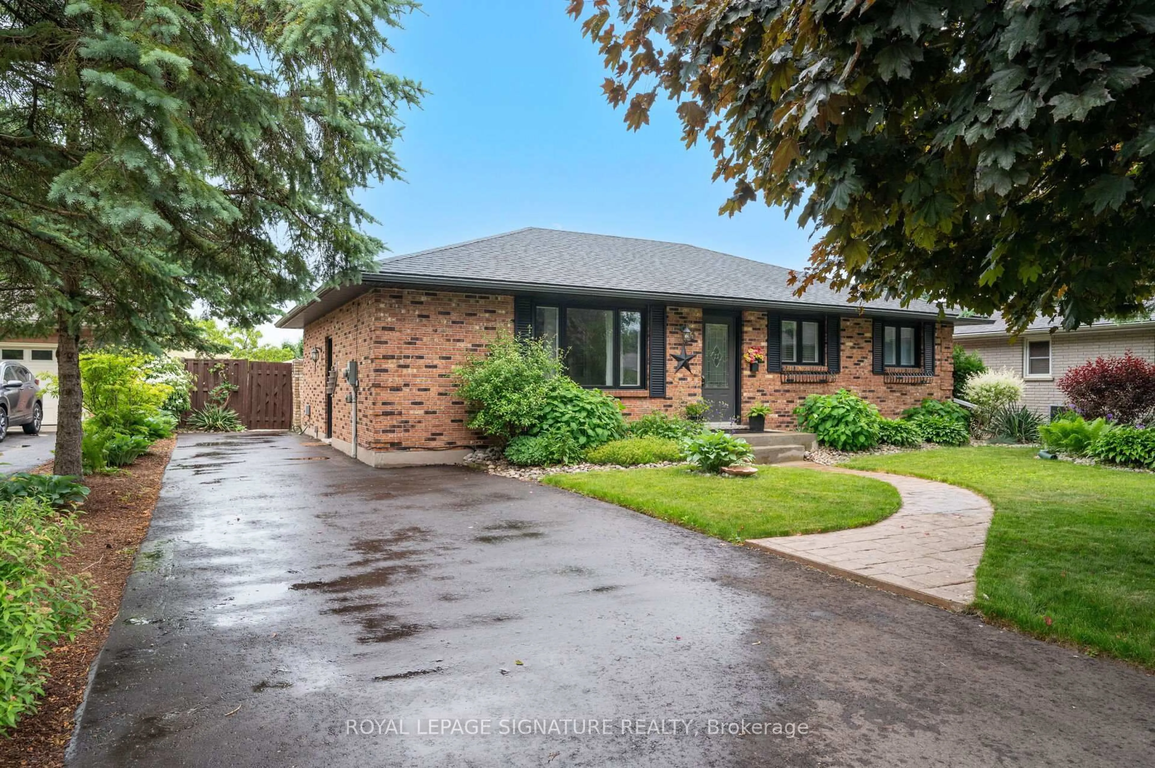 Home with brick exterior material, street for 3 Kamps Cres, Tillsonburg Ontario N4G 5H8