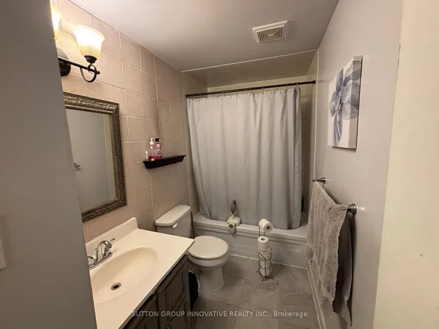 Additional image 11 of 657 Upper Wentworth St