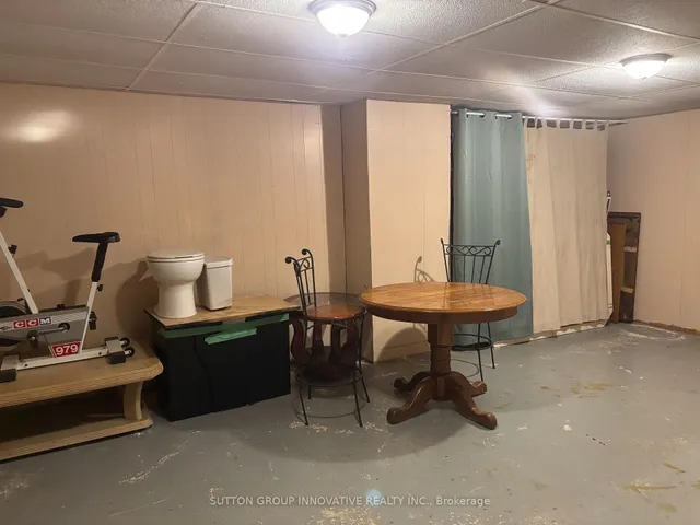 Additional image 10 of 657 Upper Wentworth St