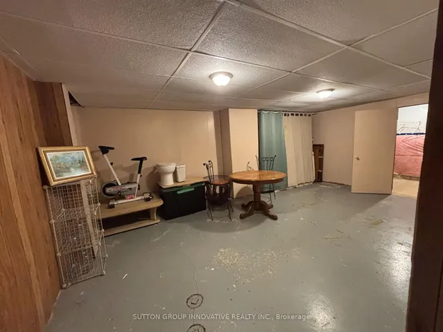Additional image 9 of 657 Upper Wentworth St