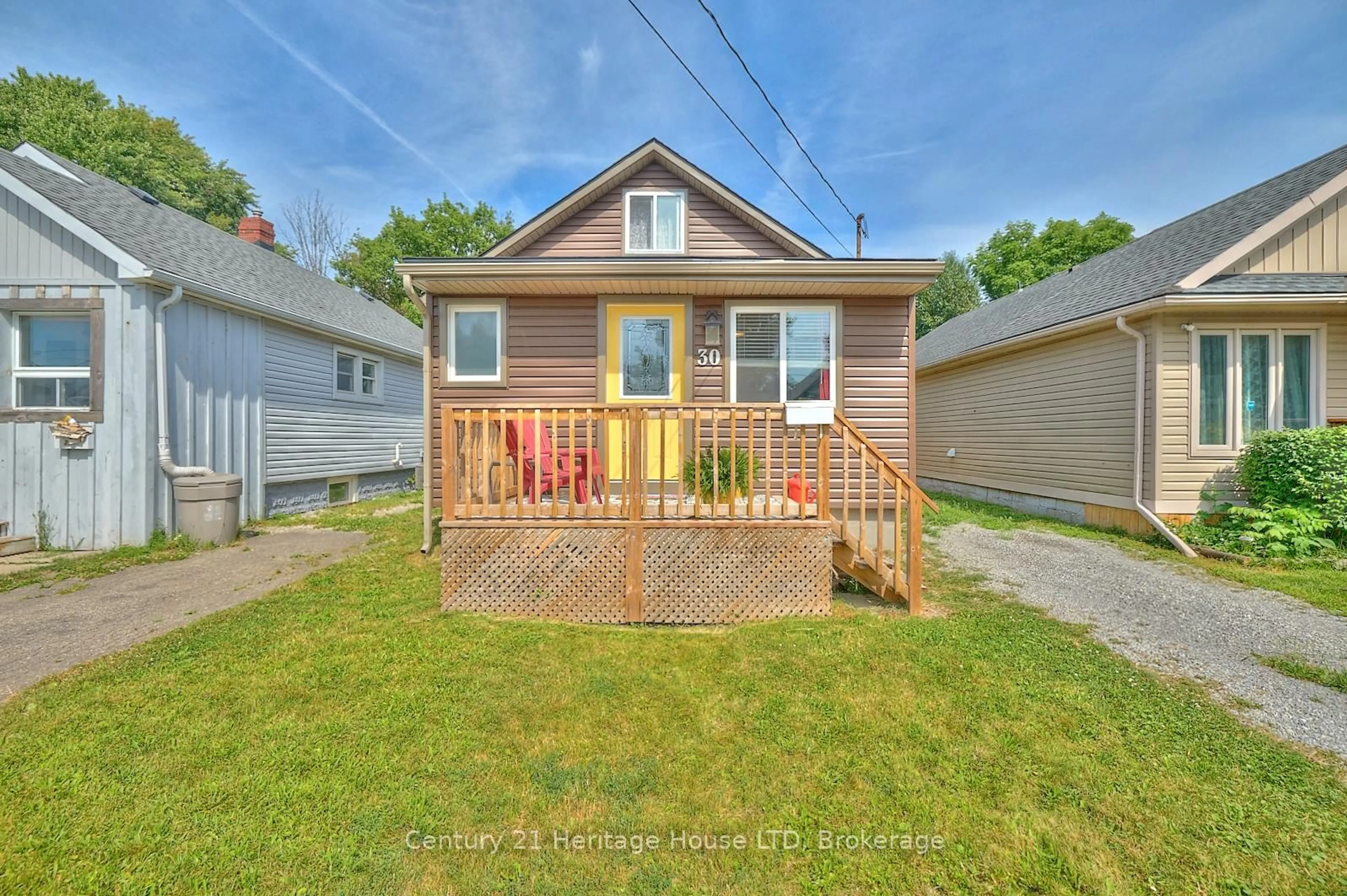 Unknown for 30 McAlpine Ave, Welland Ontario L3B 1T6