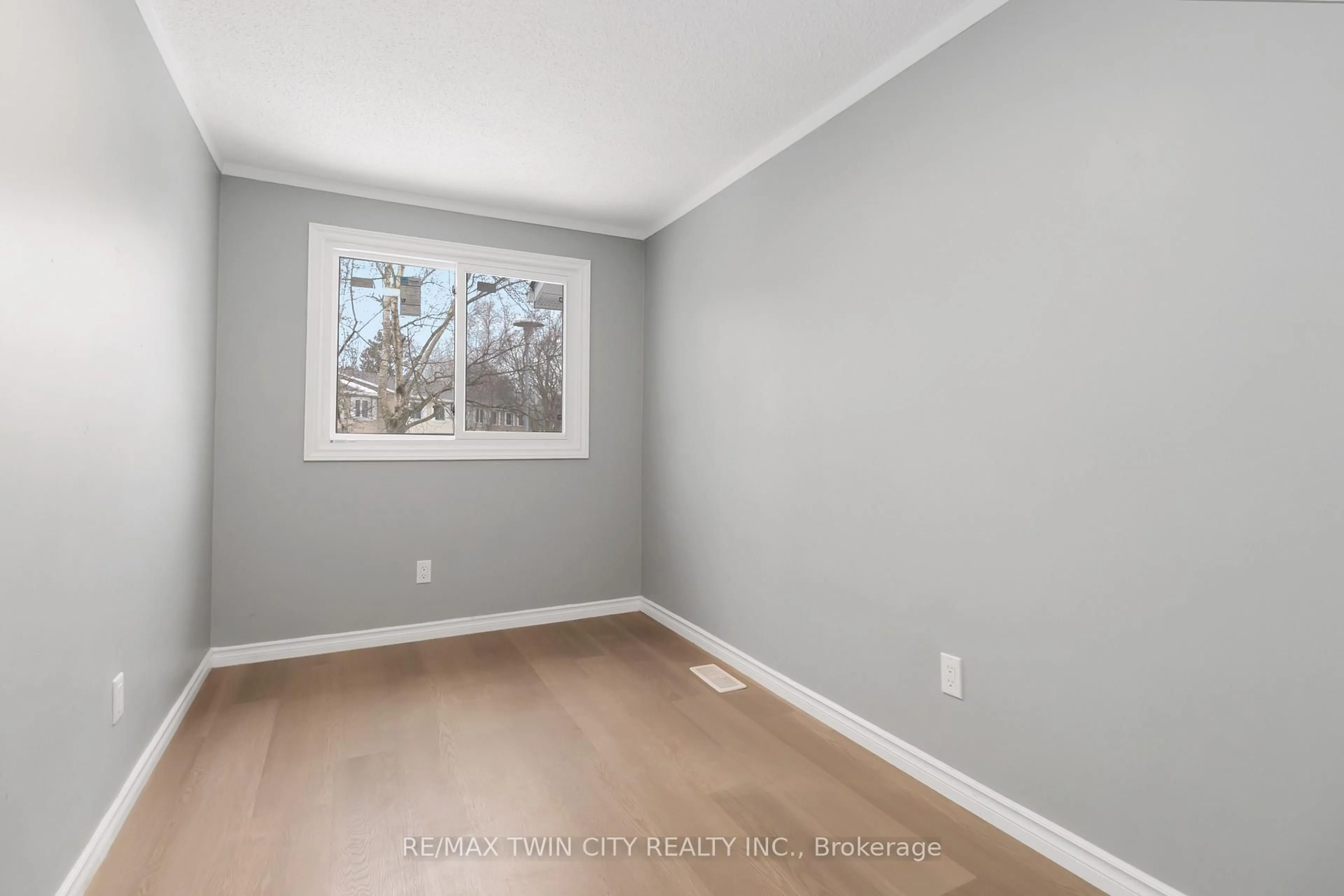 A pic of a room for 24 Richardson Dr #21, Haldimand Ontario N0A 1N4