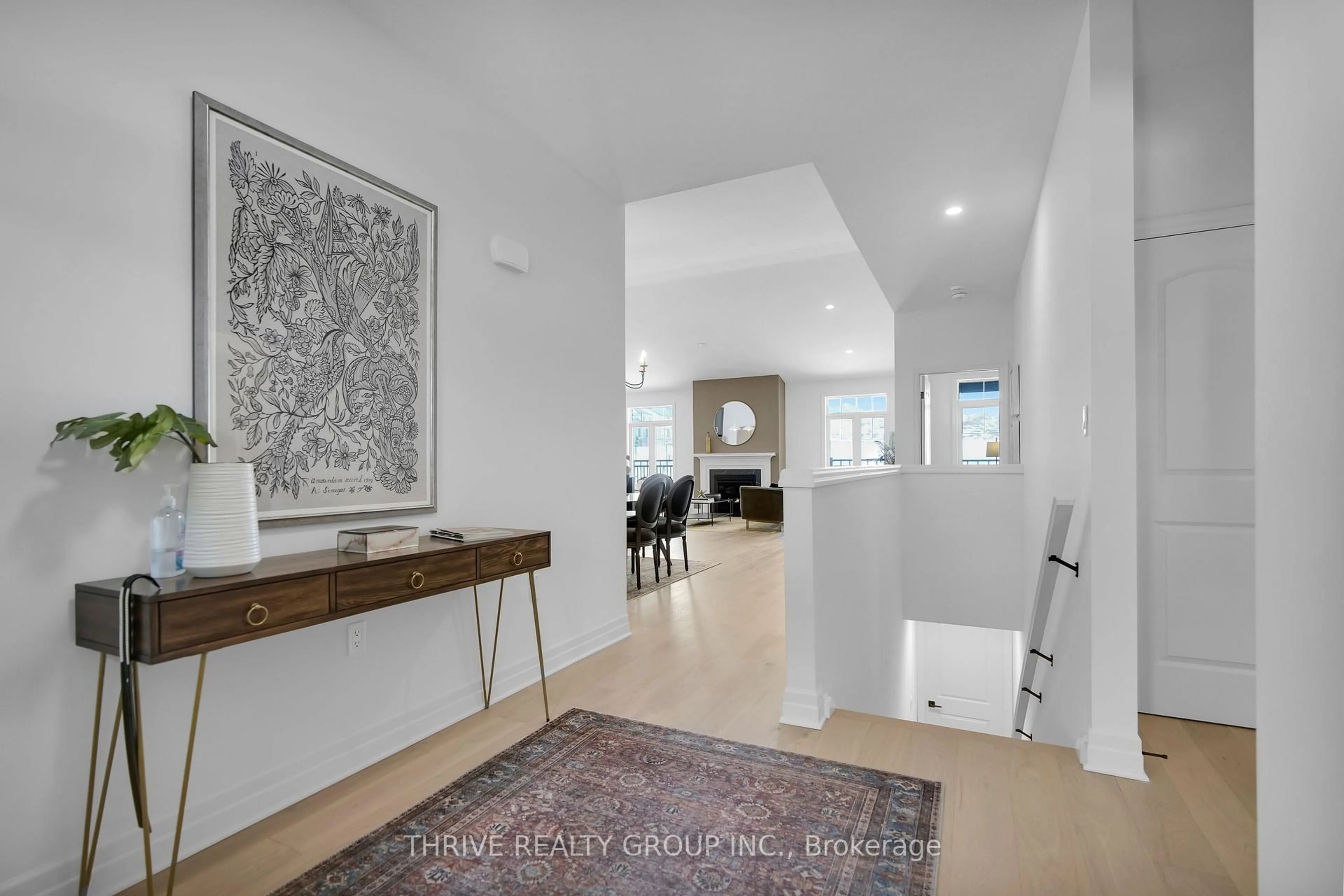 Indoor entryway for 1080 Upperpoint Ave #15, London South Ontario N6K 4M9