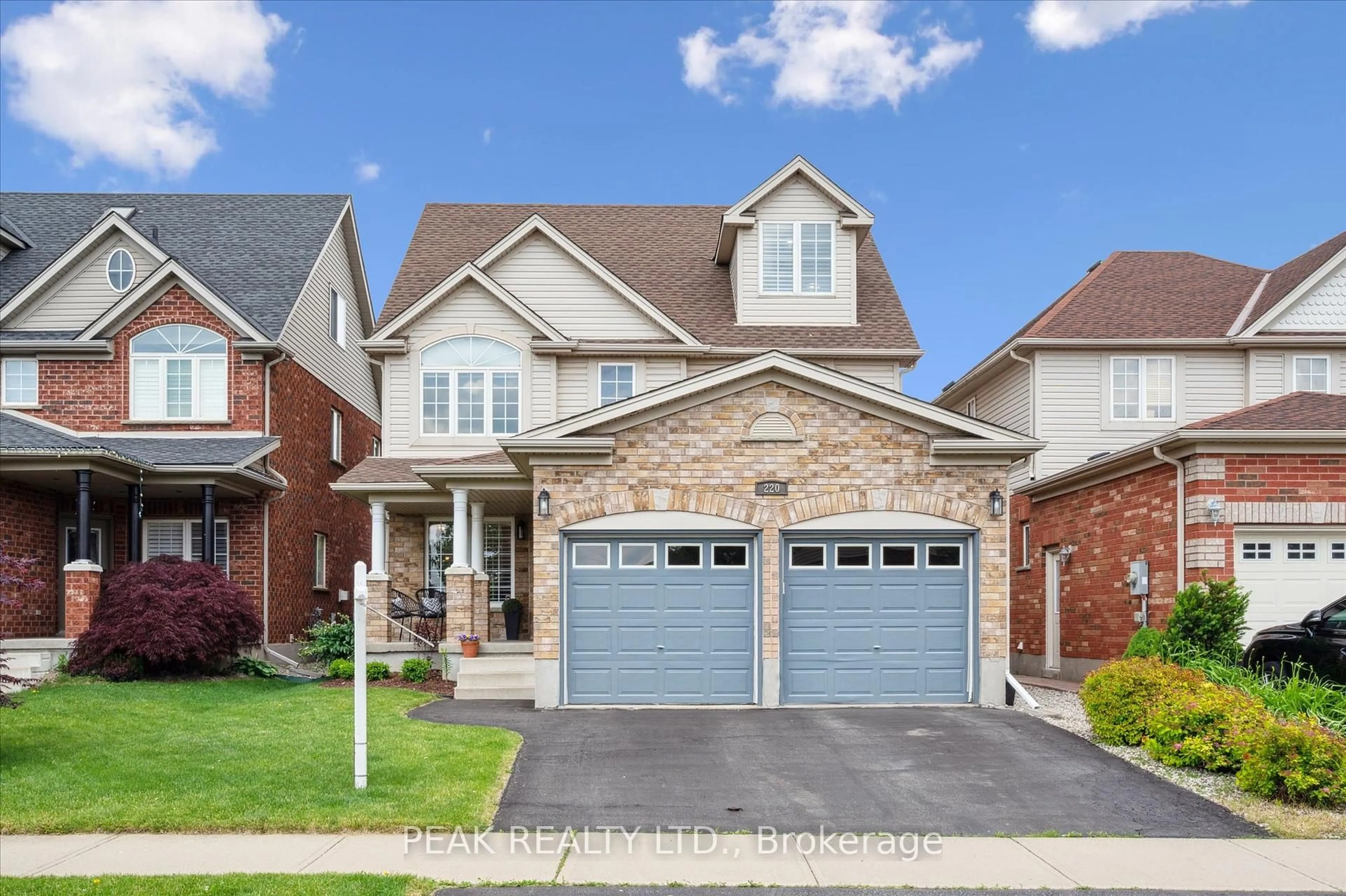 Home with brick exterior material, street for 220 Colton Circ, Kitchener Ontario N2A 4K2