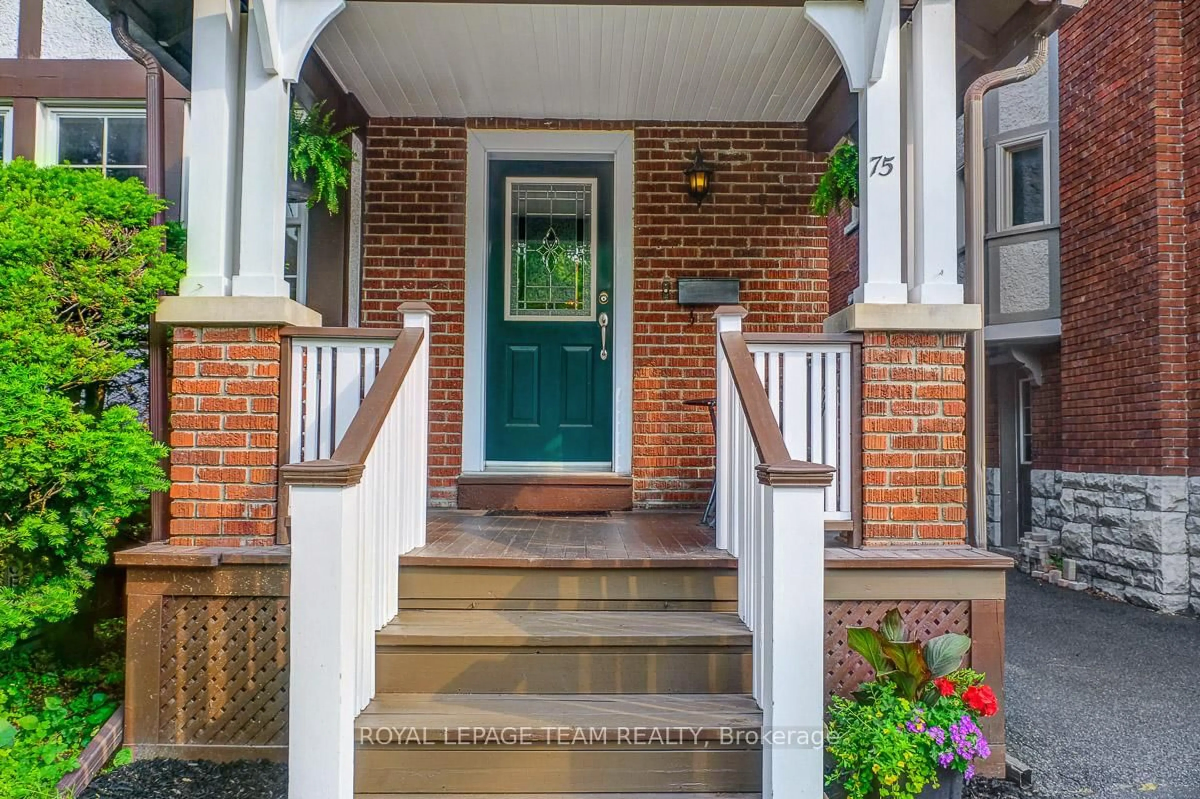 Home with brick exterior material, street for 75 Renfrew Ave, Ottawa Ontario K1S 1Z4