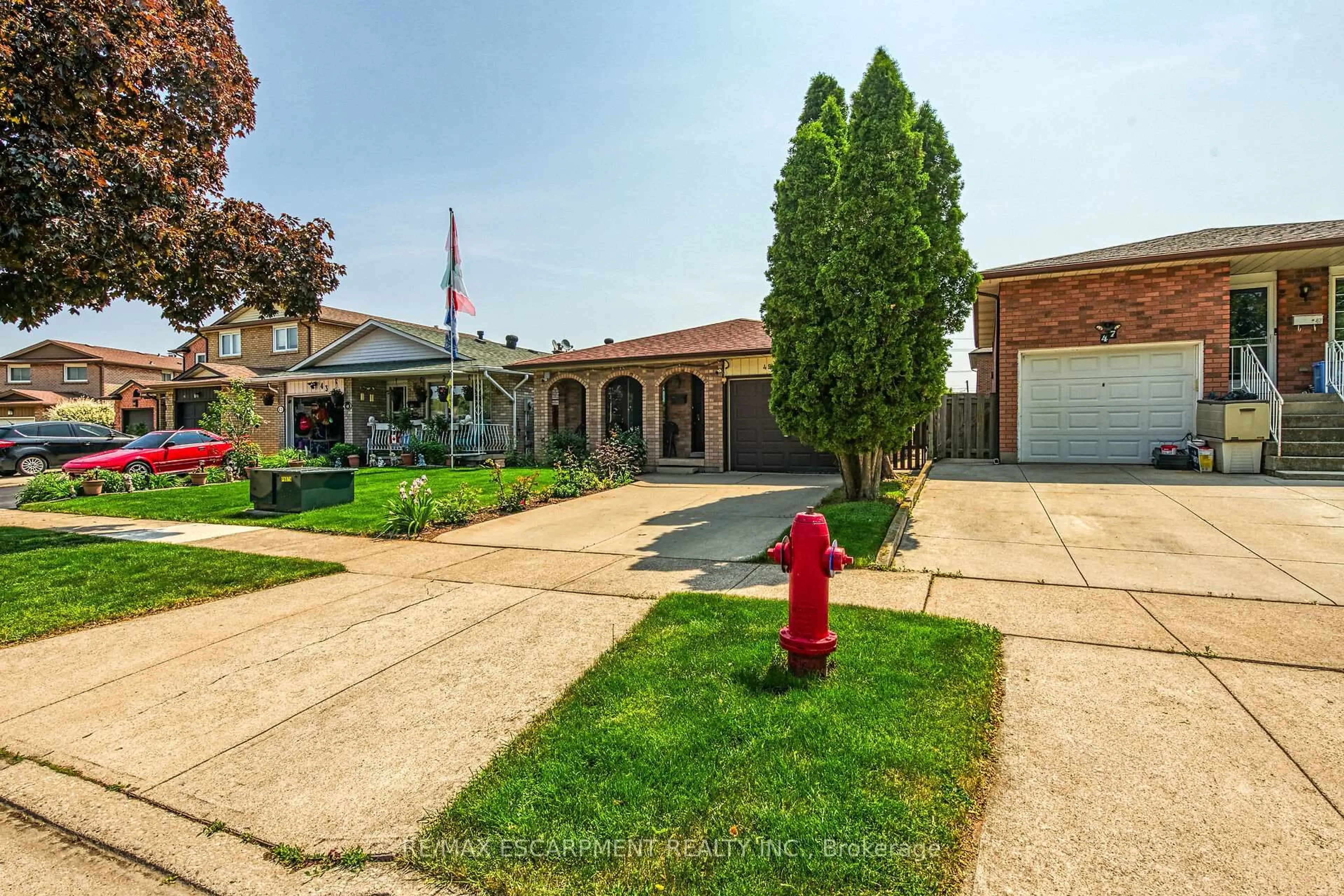 Unknown for 45 Juniper Dr, Hamilton Ontario L8E 4C7