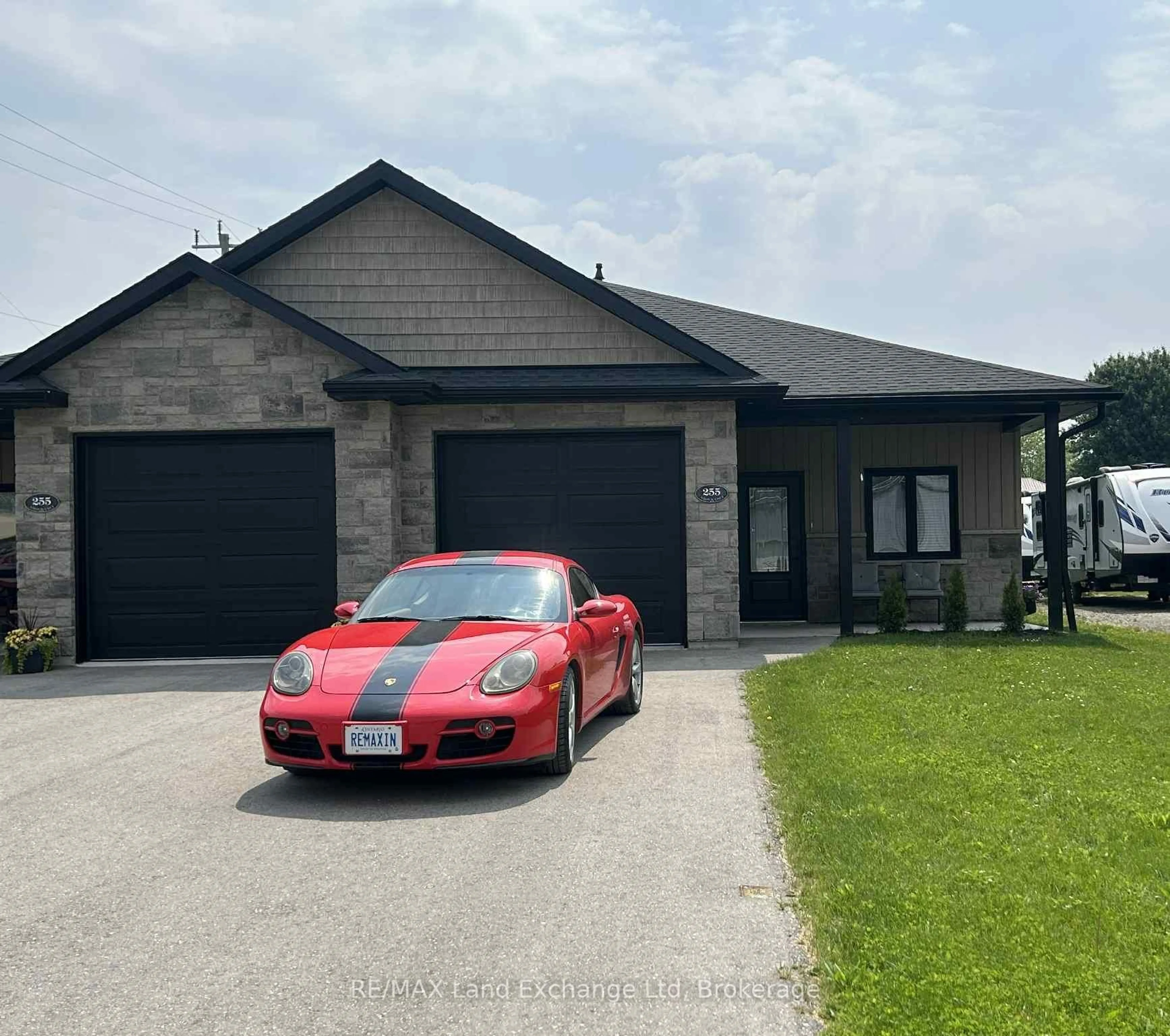 Home with brick exterior material, street for 255 Albert St, Huron East Ontario N0G 1H0