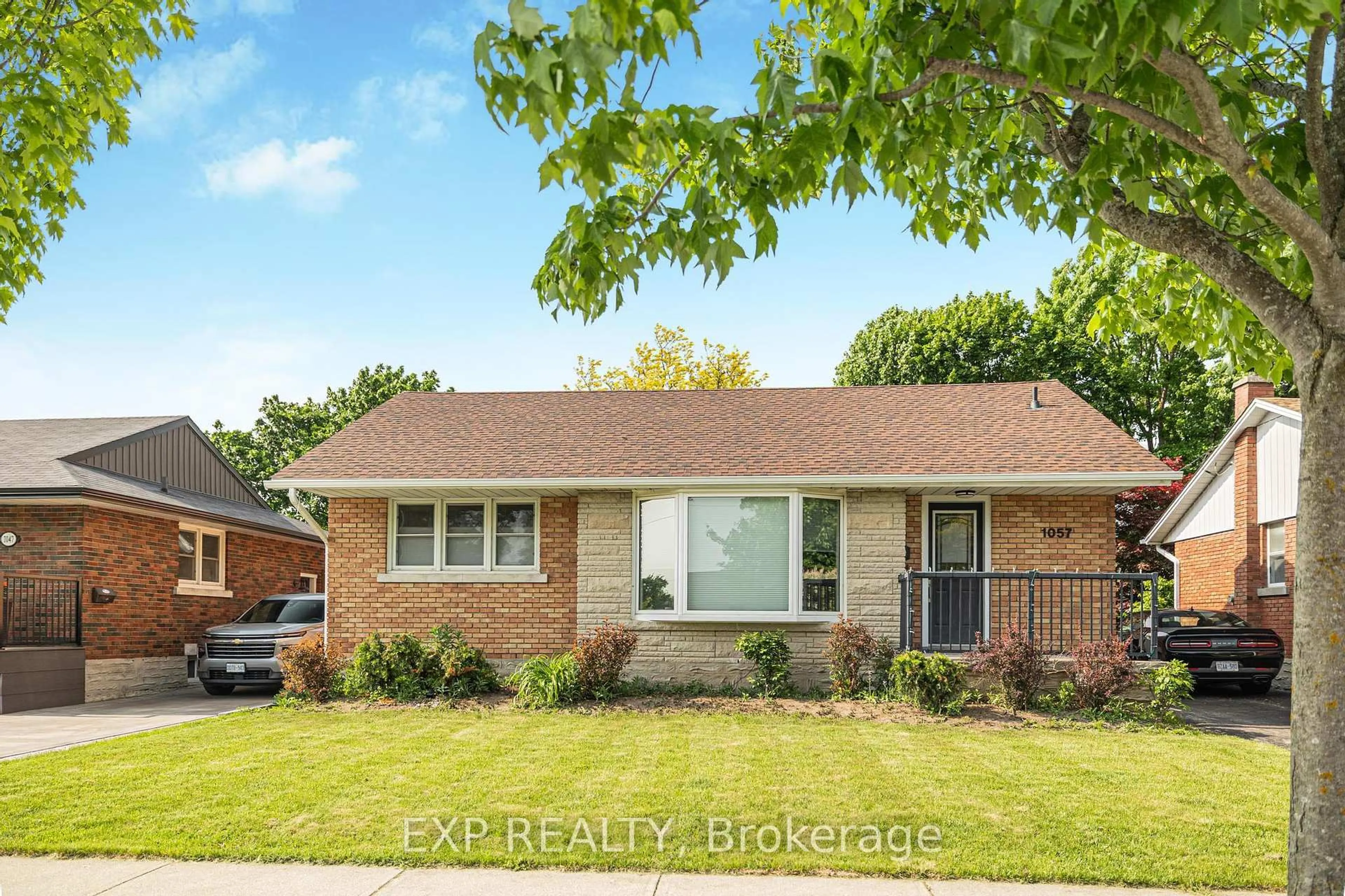 Home with brick exterior material, street for 1057 Clare Ave, Cambridge Ontario N3H 2E2
