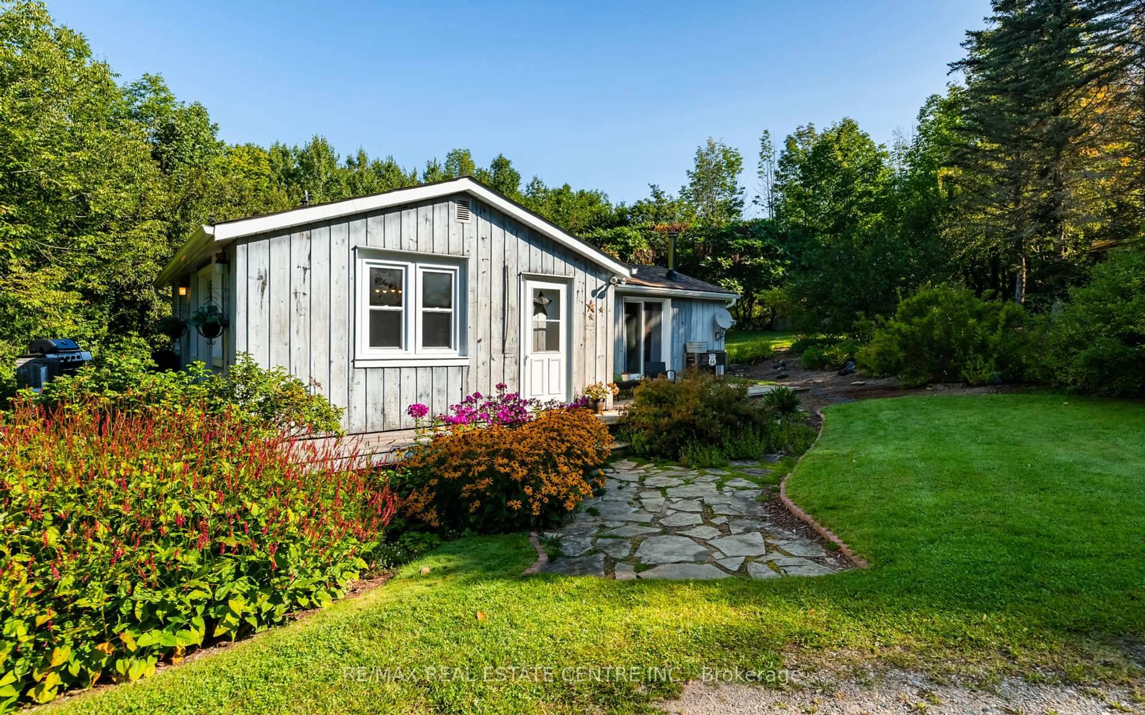 Shed for 637217 Prince of Wales Rd, Mulmur Ontario L9V 0C2