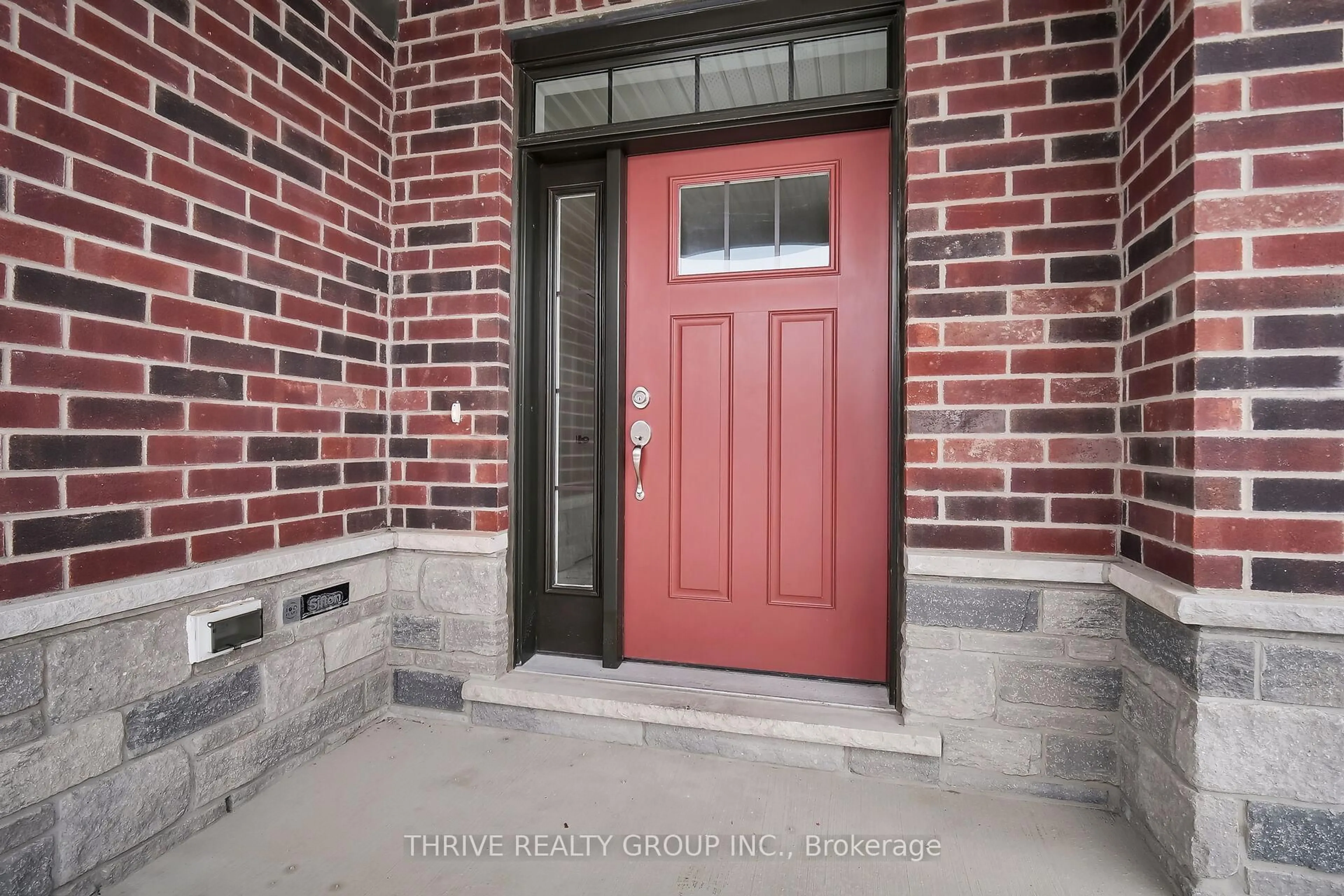 Indoor entryway for 1080 Upperpoint Ave #29, London South Ontario N6K 0K2