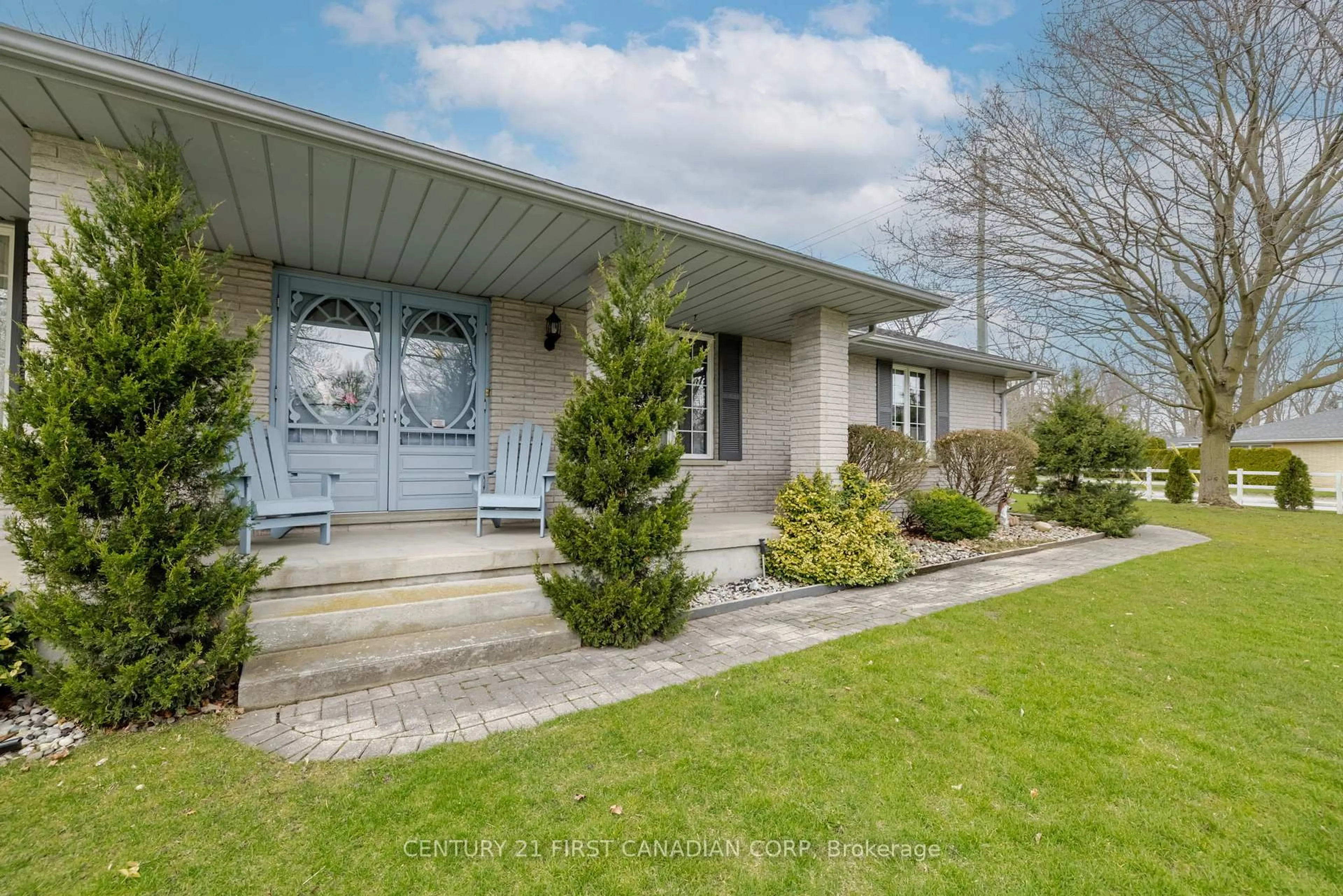 Unknown for 196 Hull Rd, Strathroy-Caradoc Ontario N7G 3P2