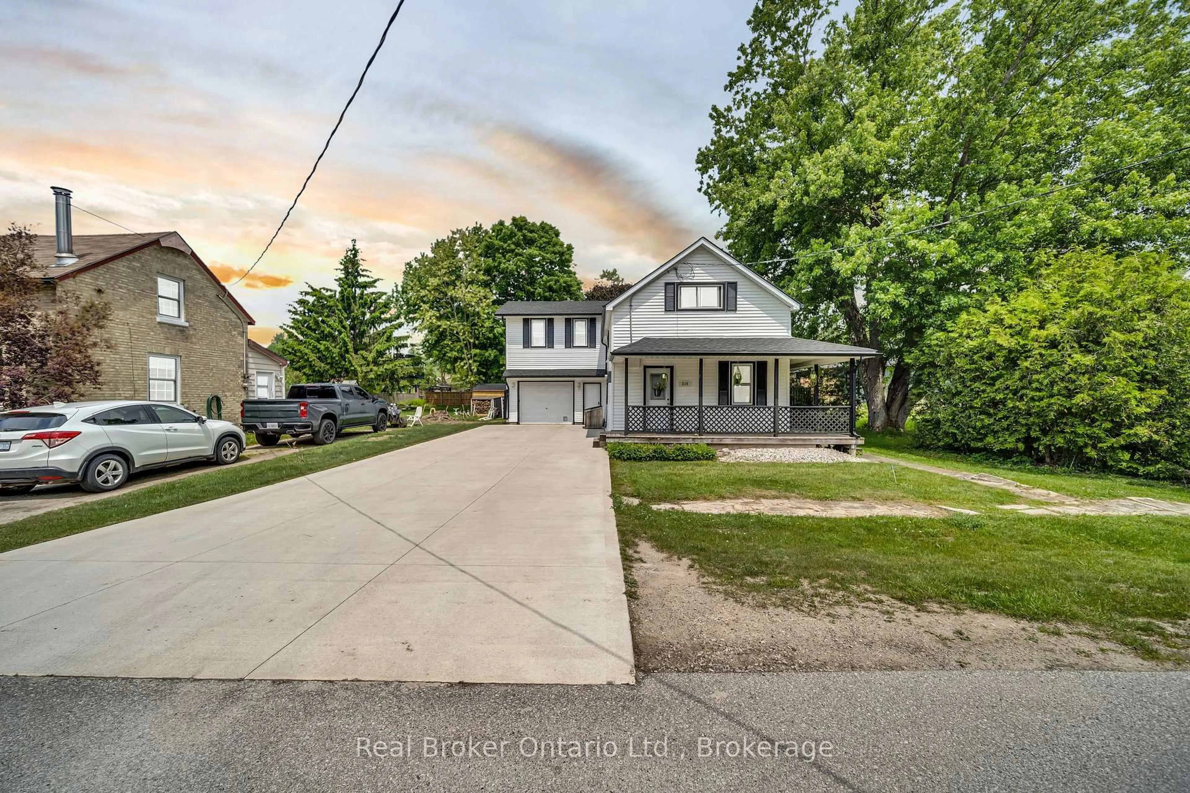 A pic from outside/outdoor area/front of a property/back of a property/a pic from drone, street for 218 Cambridge St, Arran-Elderslie Ontario N0G 2N0