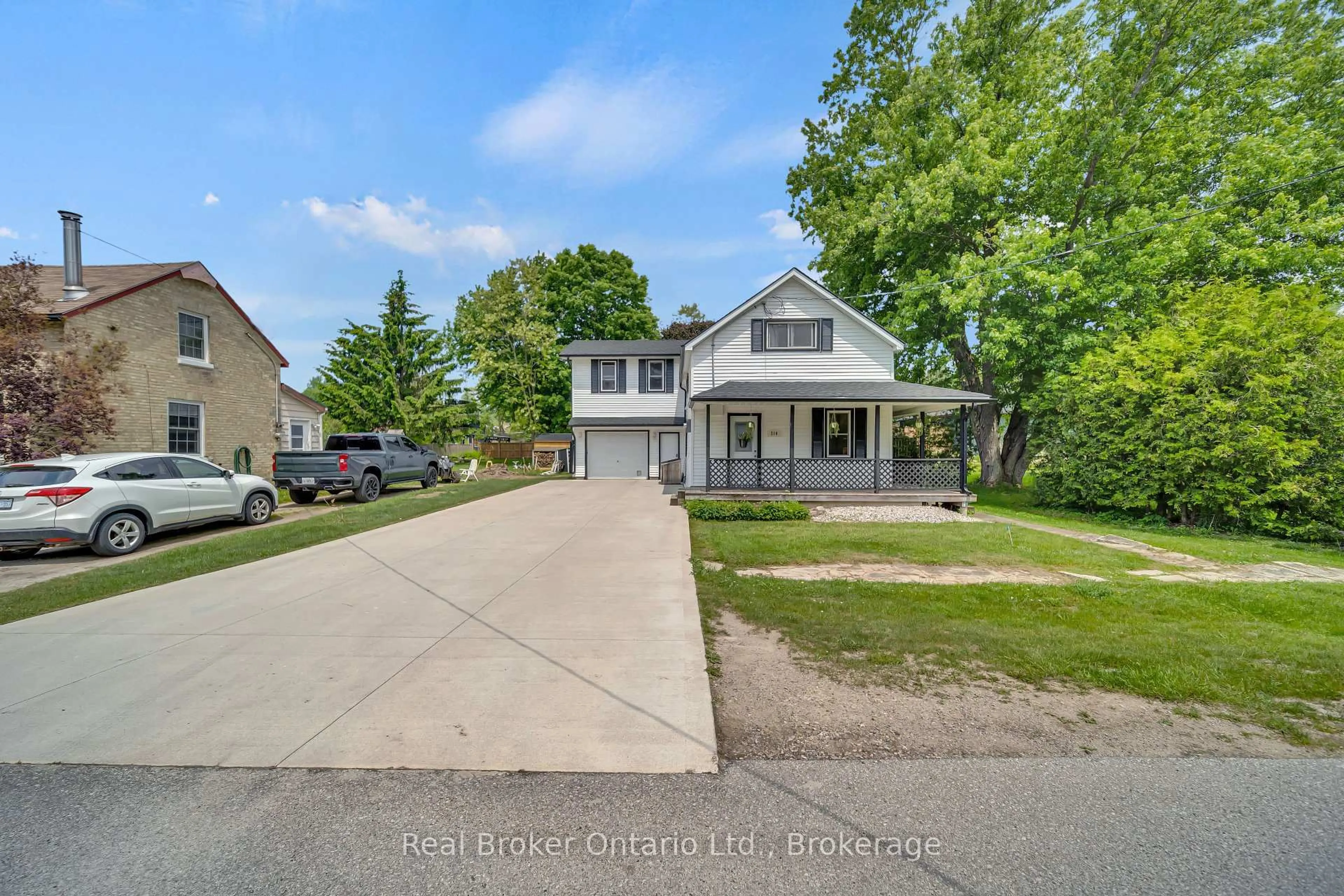 A pic from outside/outdoor area/front of a property/back of a property/a pic from drone, street for 218 Cambridge St, Arran-Elderslie Ontario N0G 2N0