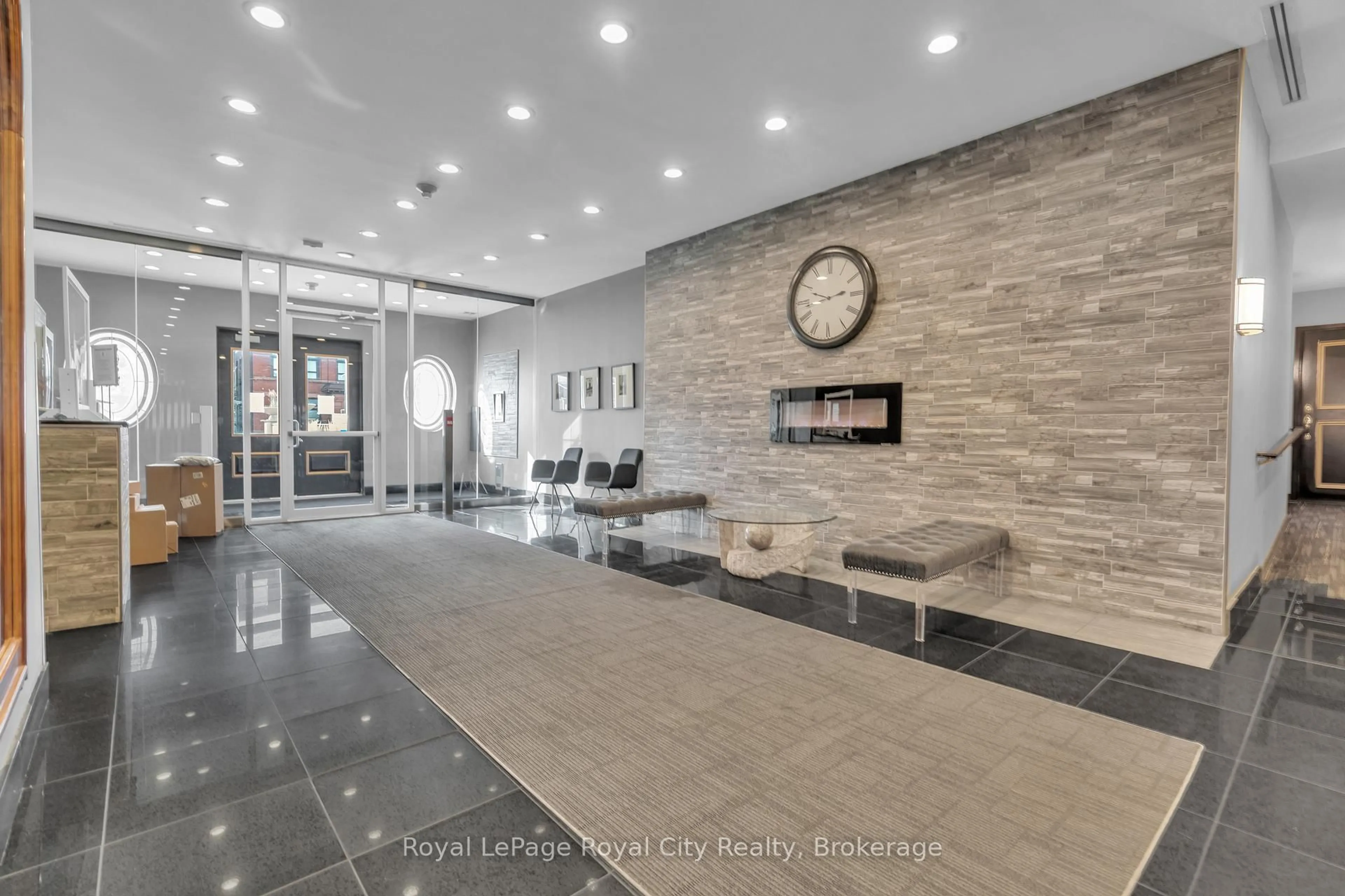 Lobby for 135 James St #614, Hamilton Ontario L8P 2Z6
