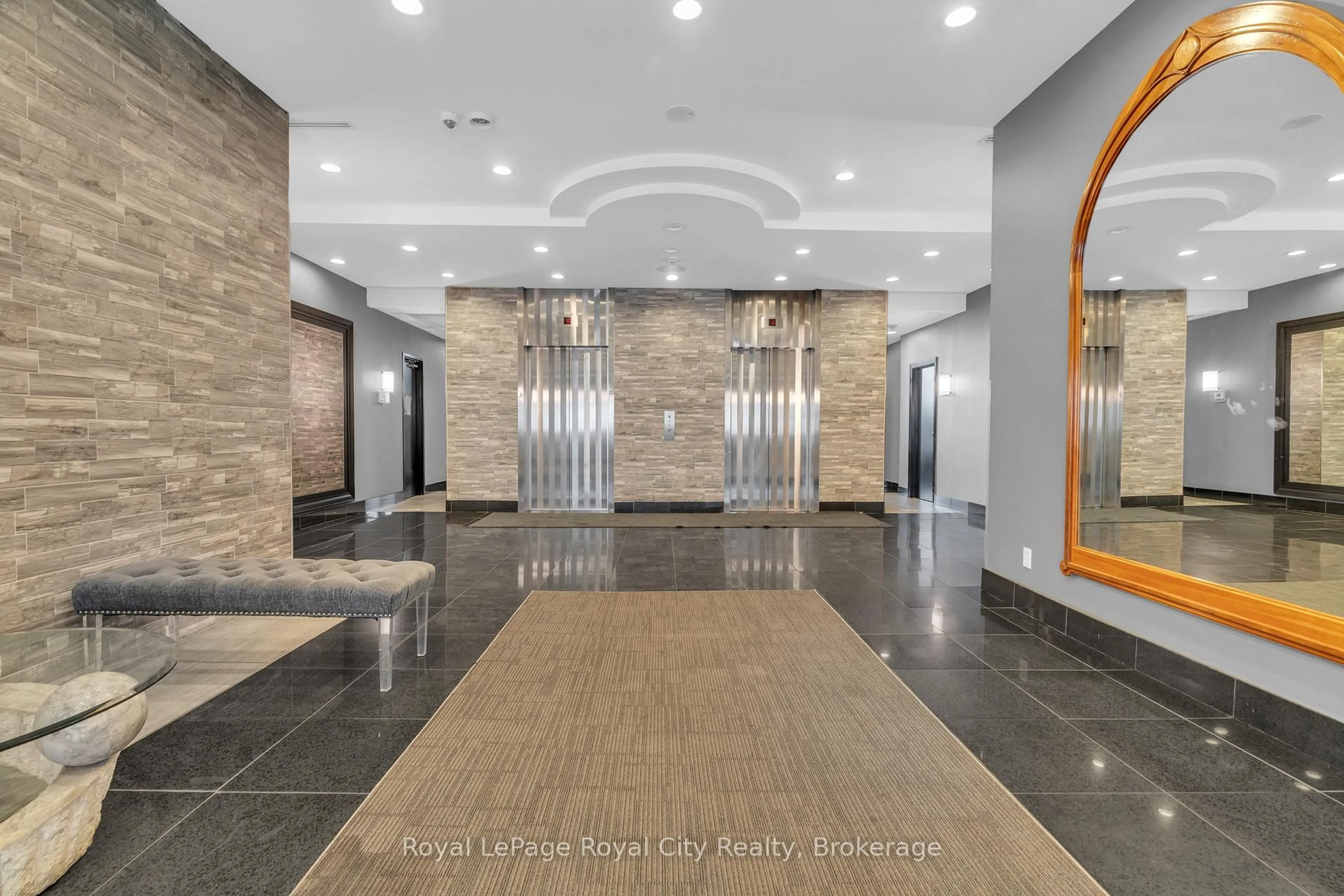 Lobby for 135 James St #614, Hamilton Ontario L8P 2Z6