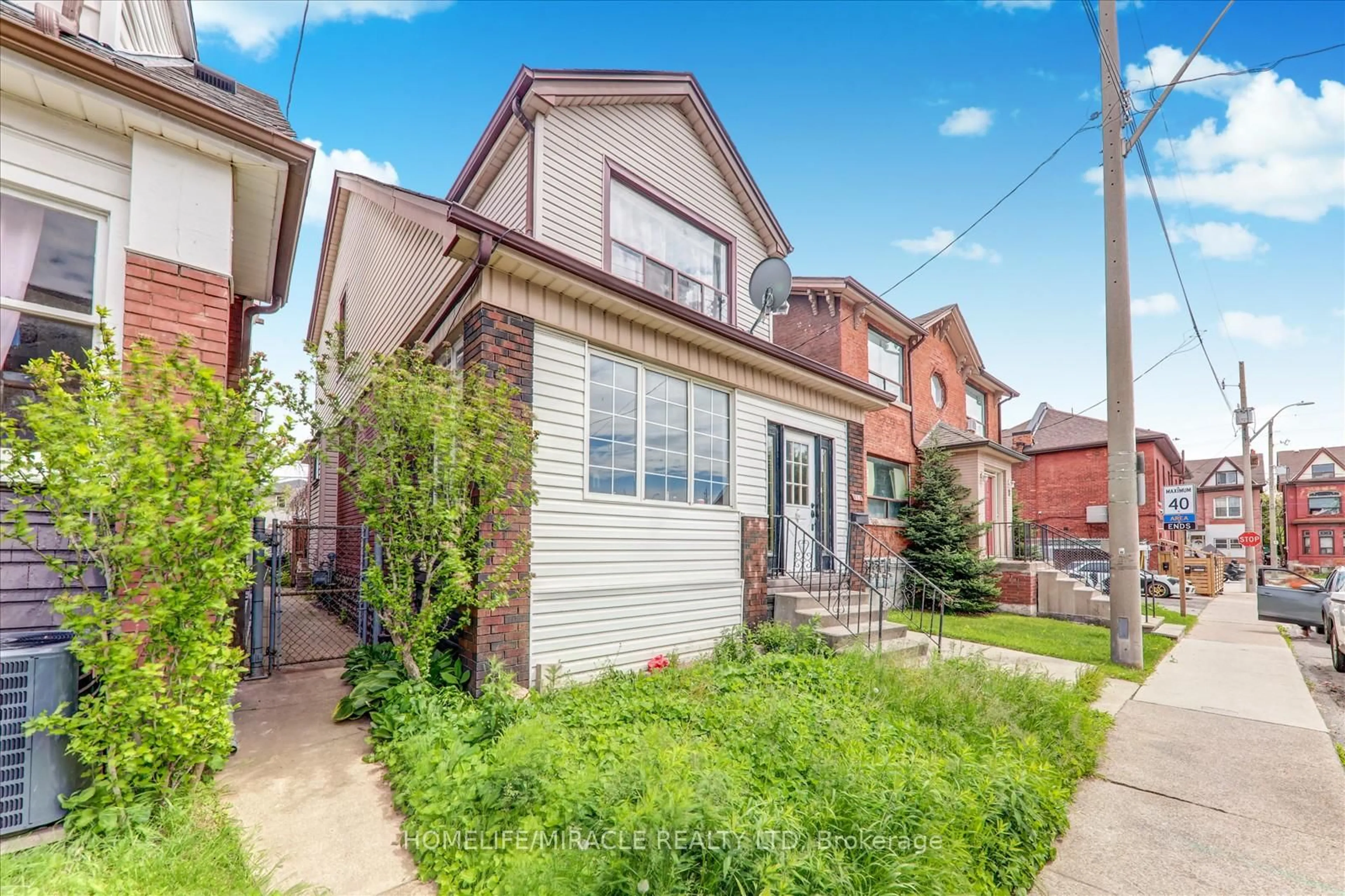 Home with brick exterior material, street for 10 St Matthews Ave, Hamilton Ontario L8L 5P3