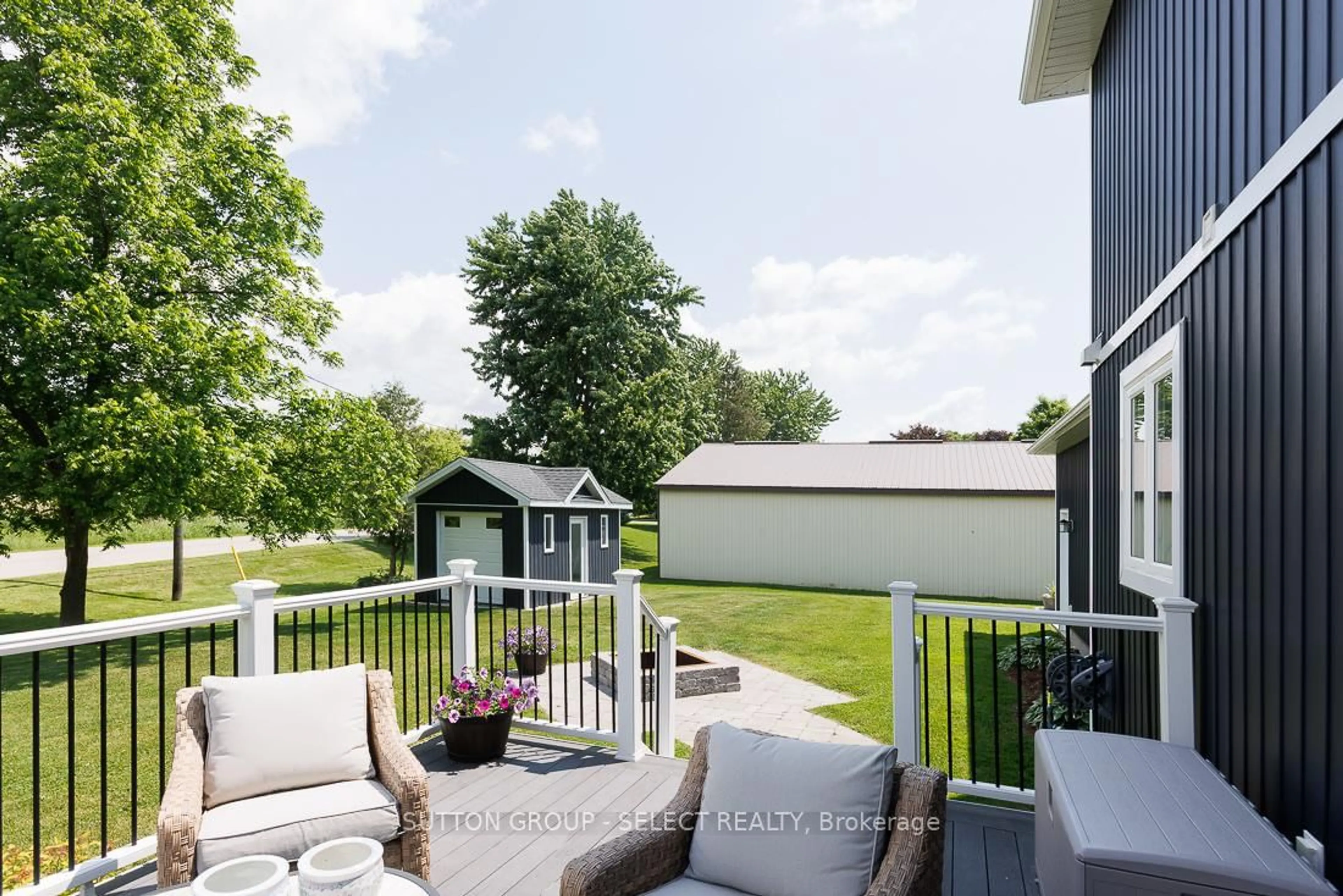 Patio, unknown for 51200 CENTRE St, Malahide Ontario N0L 2J0