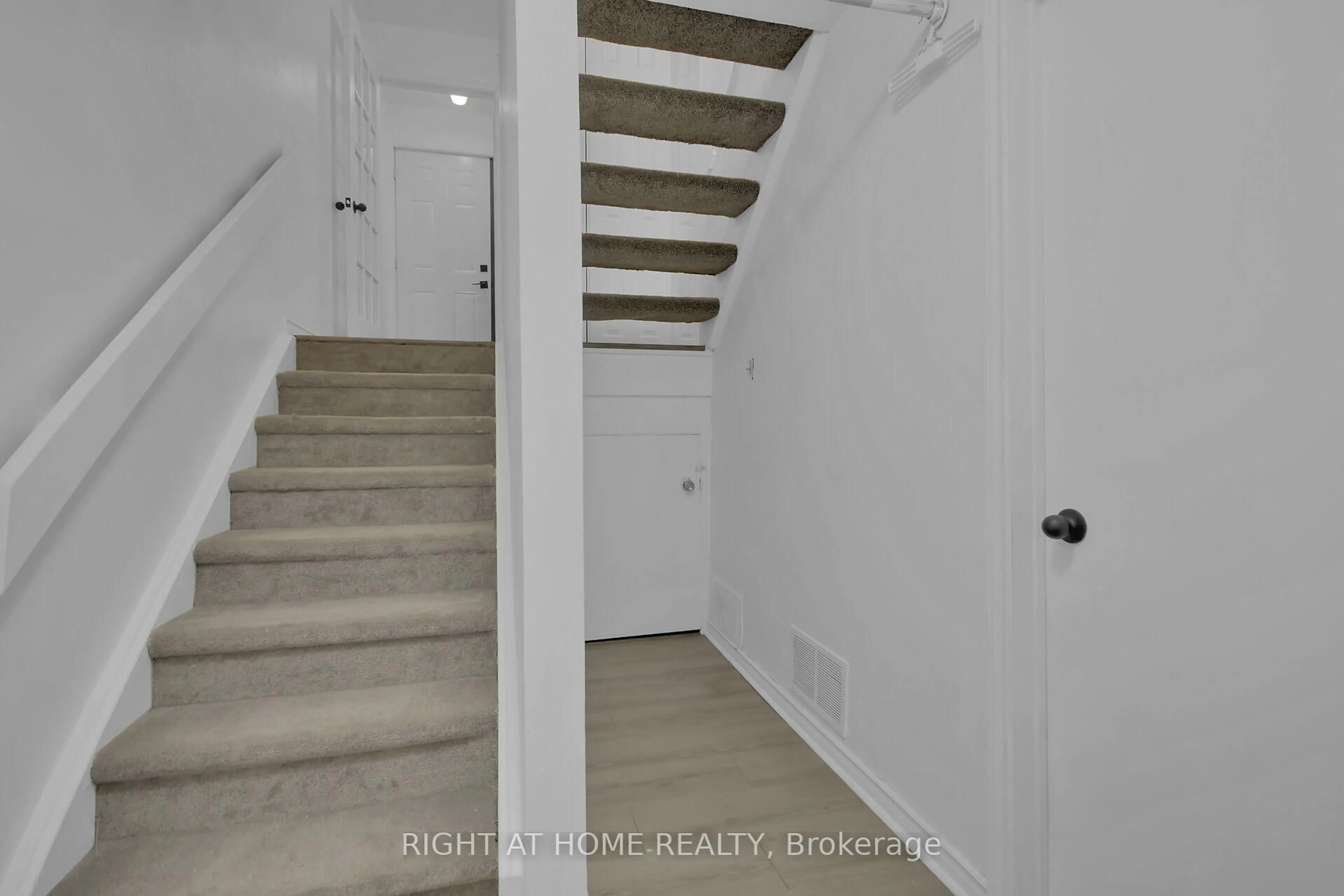 Stairs for 575 Old St Patrick St, Ottawa Ontario K1N 9H5