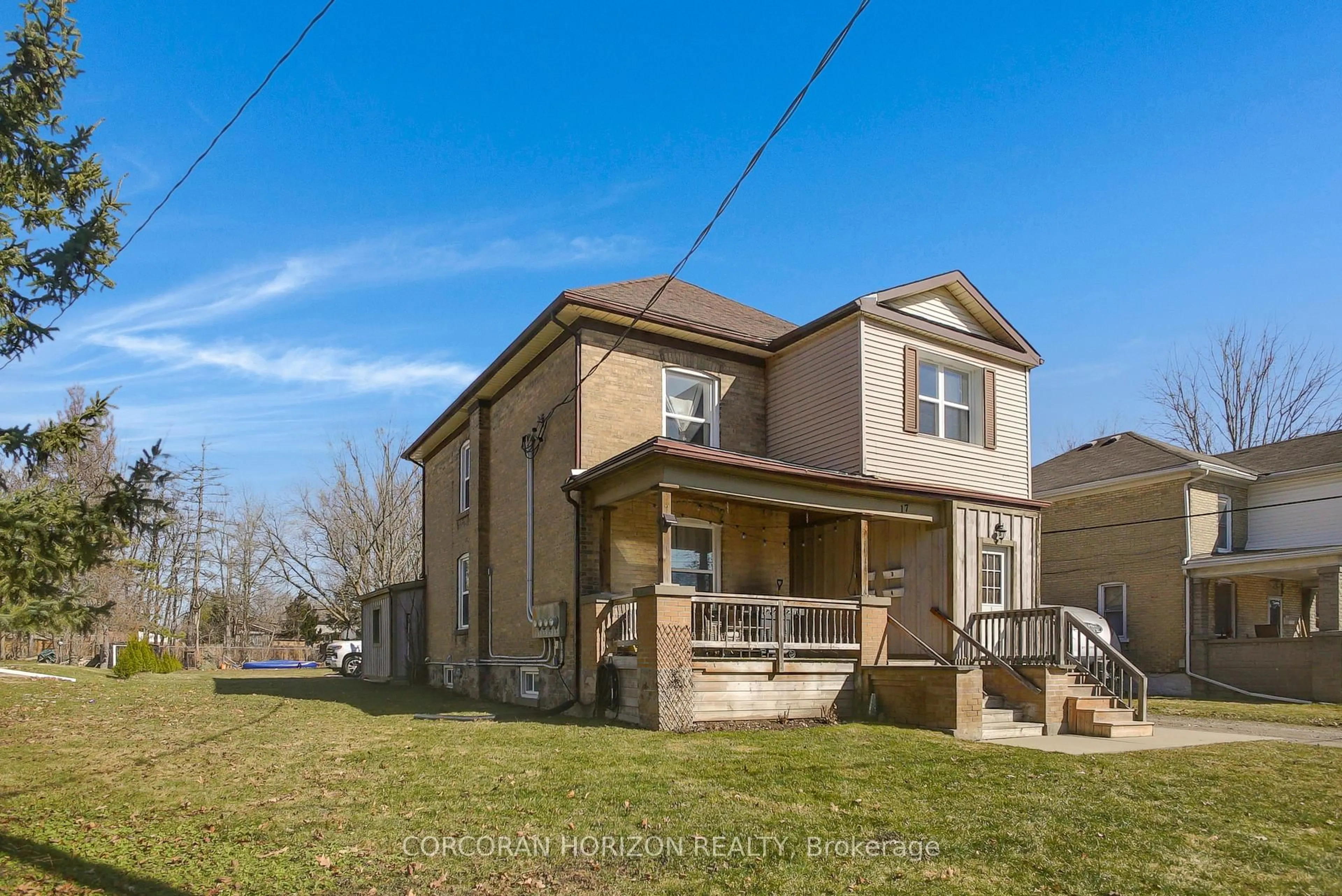 A pic from outside/outdoor area/front of a property/back of a property/a pic from drone, street for 17 Shaw Ave, Cambridge Ontario N3C 1E3