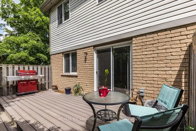 Additional property image - 31 Moss Blvd Unit 1