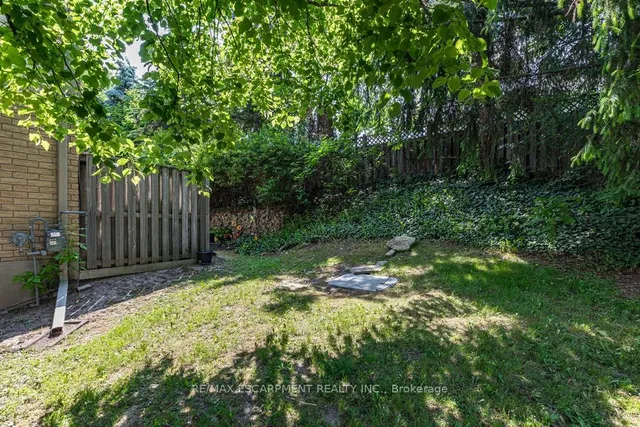 Additional property image - 31 Moss Blvd Unit 1
