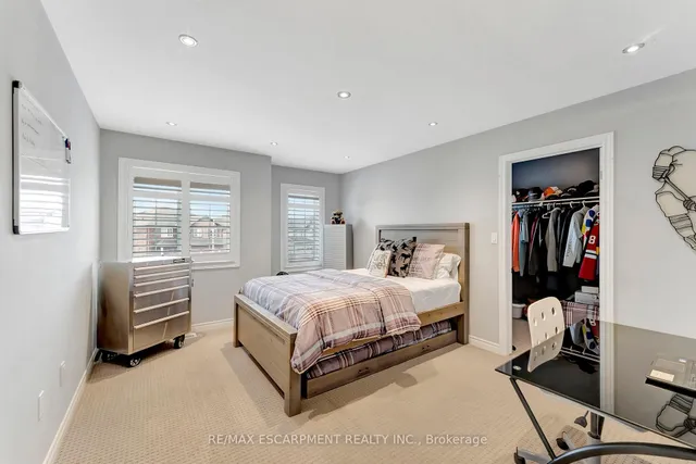 Additional property image - 349 Valridge Dr