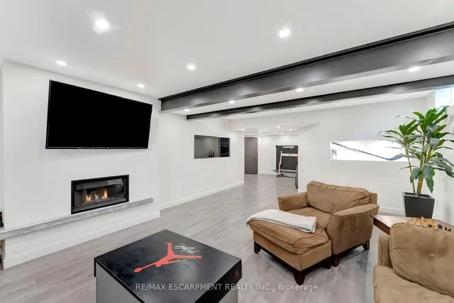 Additional property image - 349 Valridge Dr