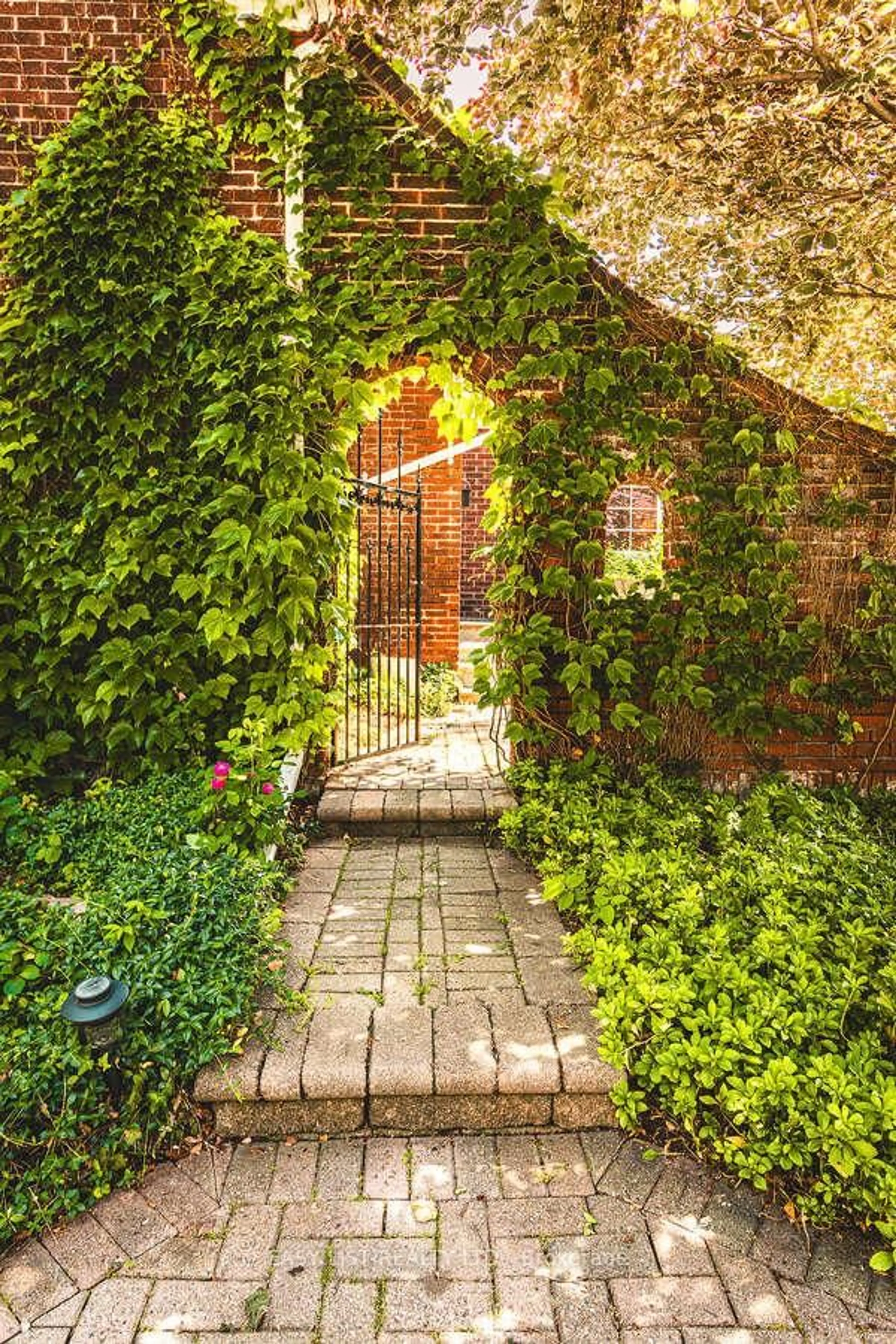 Patio, street for 240 Prado Pl, Windsor Ontario N8S 2H1