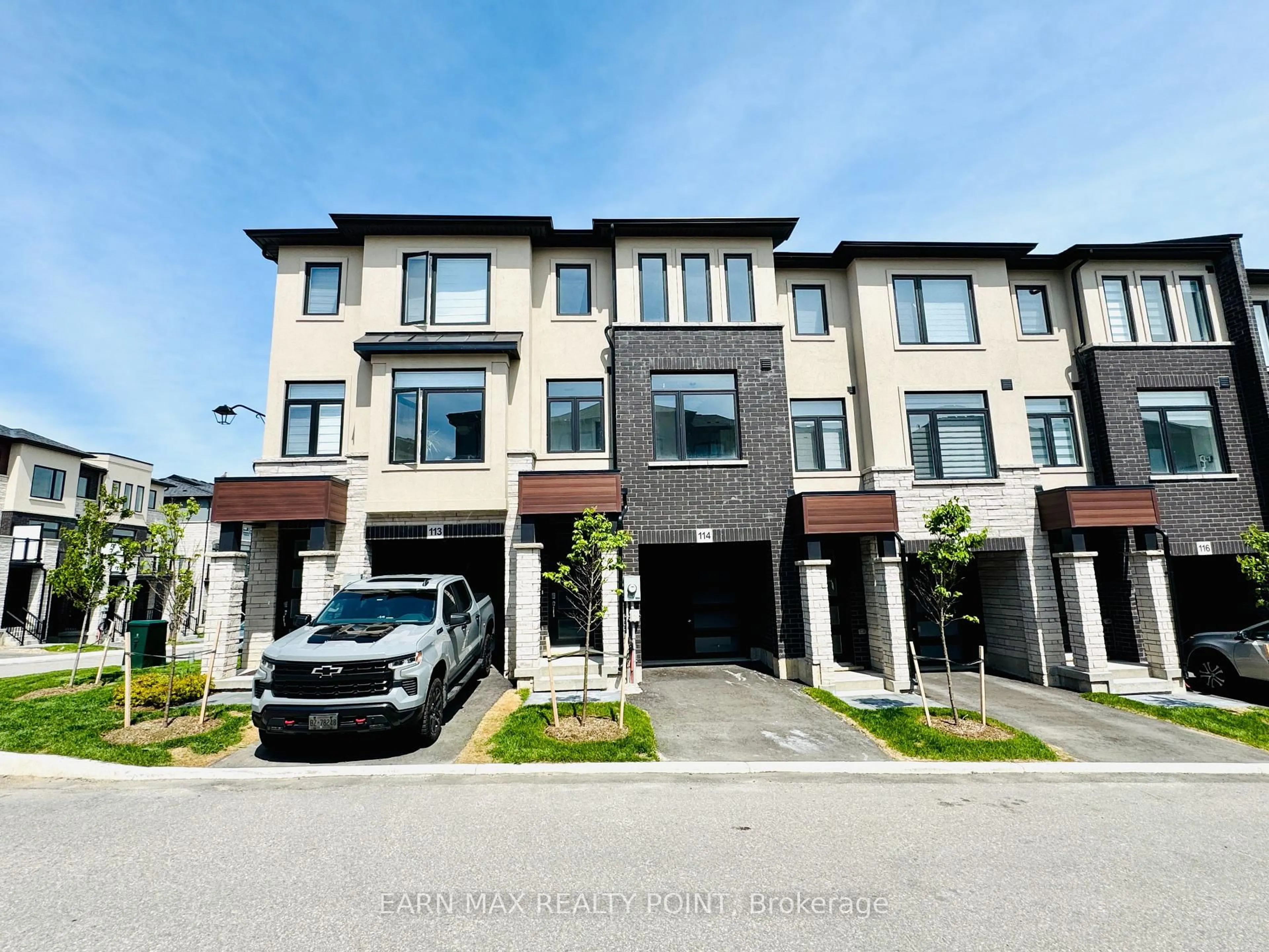 Unknown for 155 Equestrian Way #114, Cambridge Ontario N3E 0E8