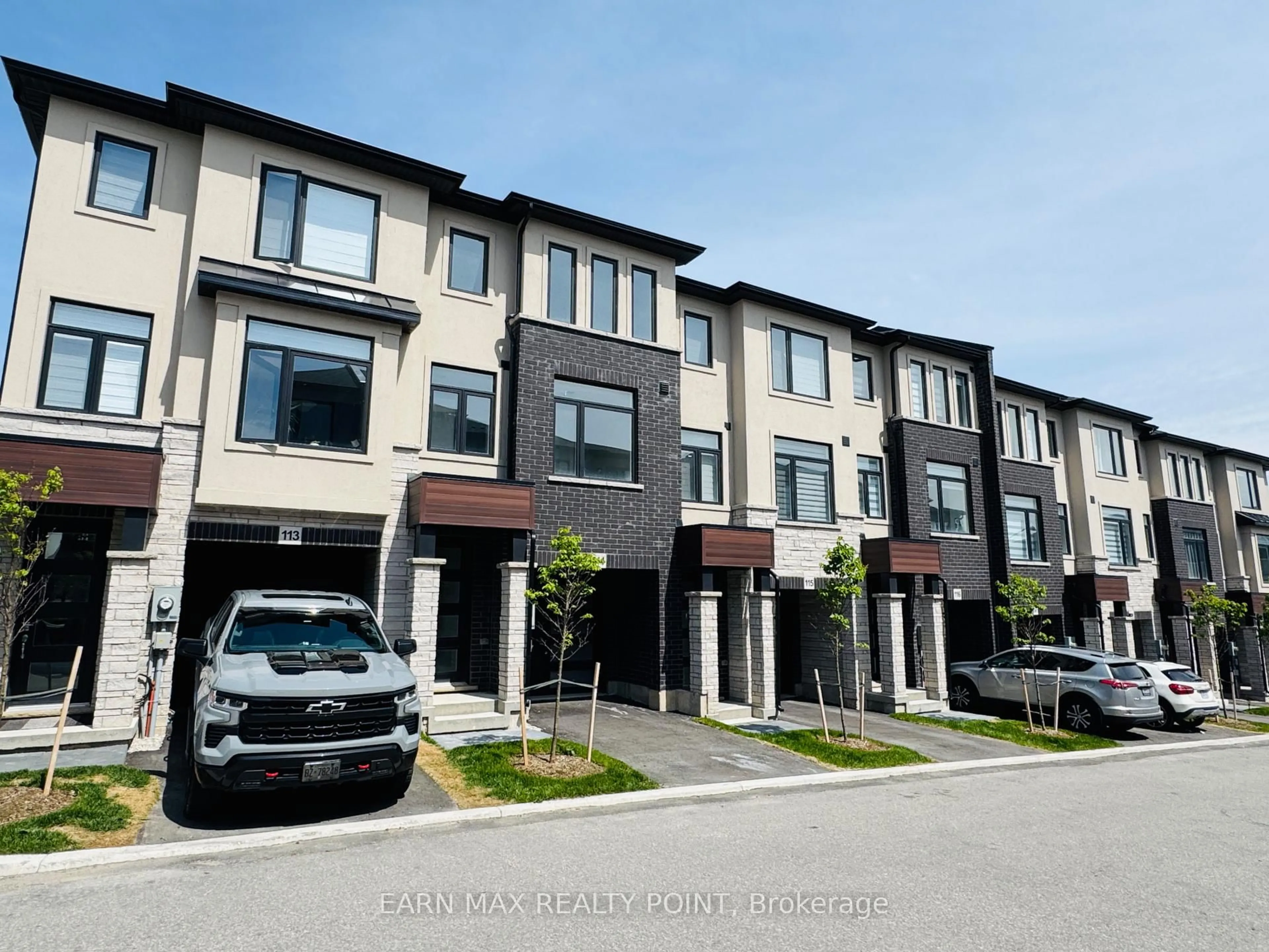 A pic from outside/outdoor area/front of a property/back of a property/a pic from drone, street for 155 Equestrian Way #114, Cambridge Ontario N3E 0E8