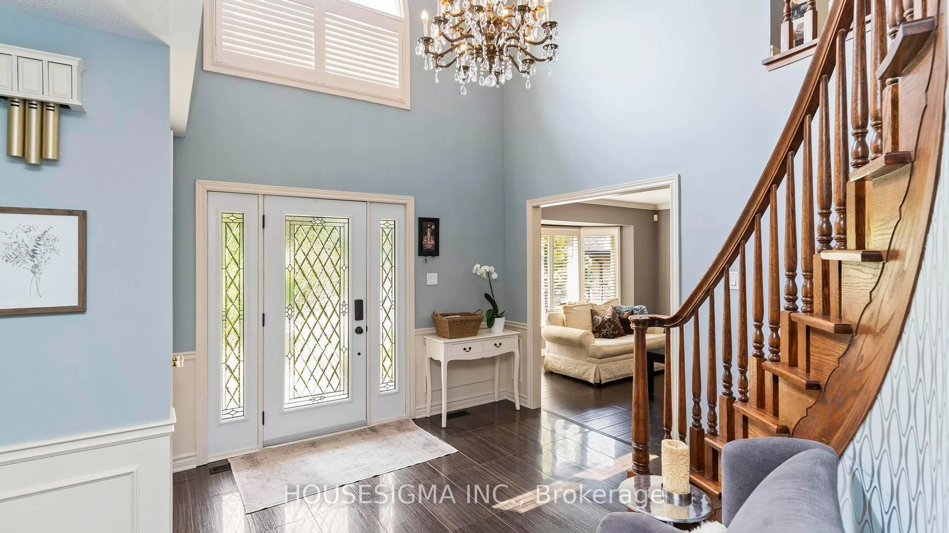 Indoor entryway for 39 Rose Hip Pl, London South Ontario N6K 4H4